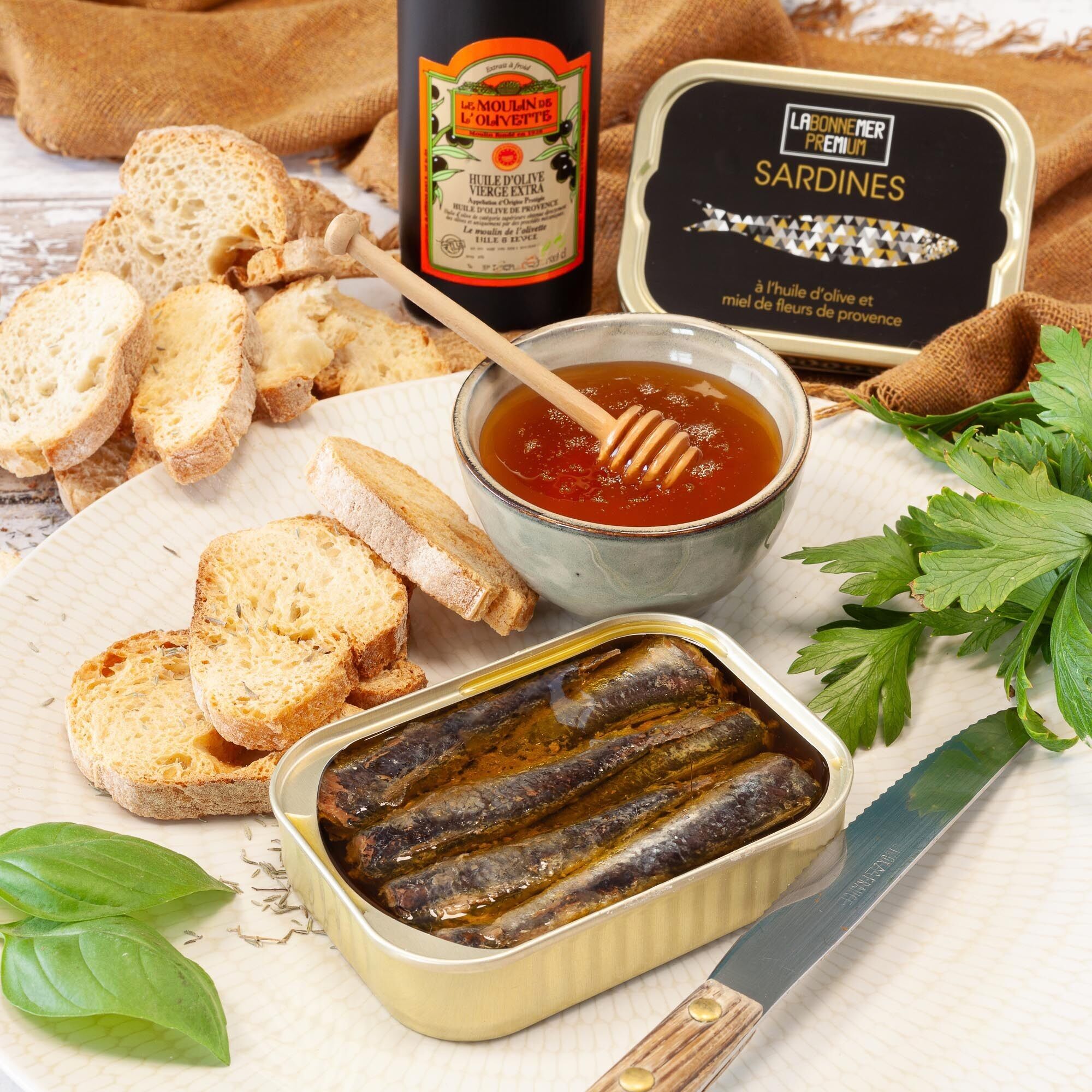 SARDINEN IN OLIVENÖL & PROVENCE-HONIG