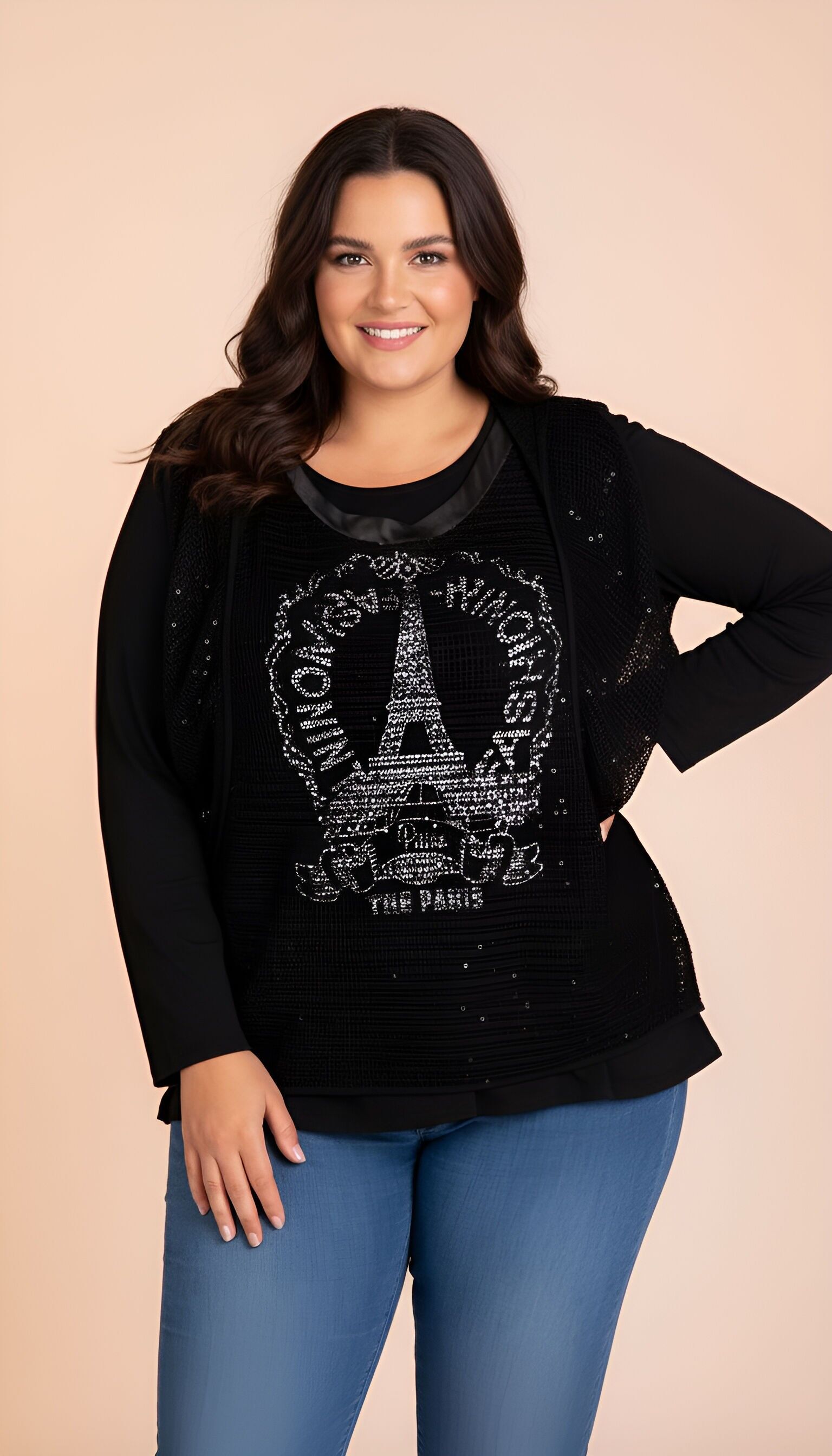 Conjunto de camiseta negra estampada y cárdigan calado de talla grande (A553)