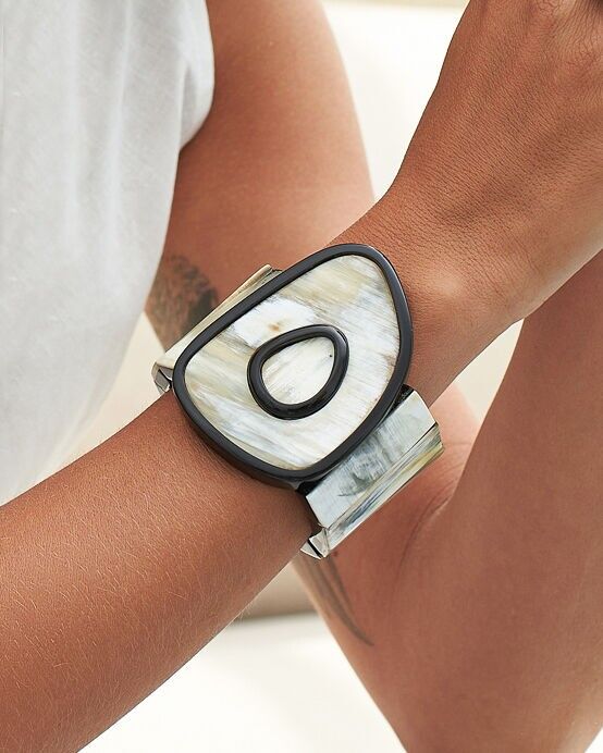 Bracciale elastico in corno di bufalo