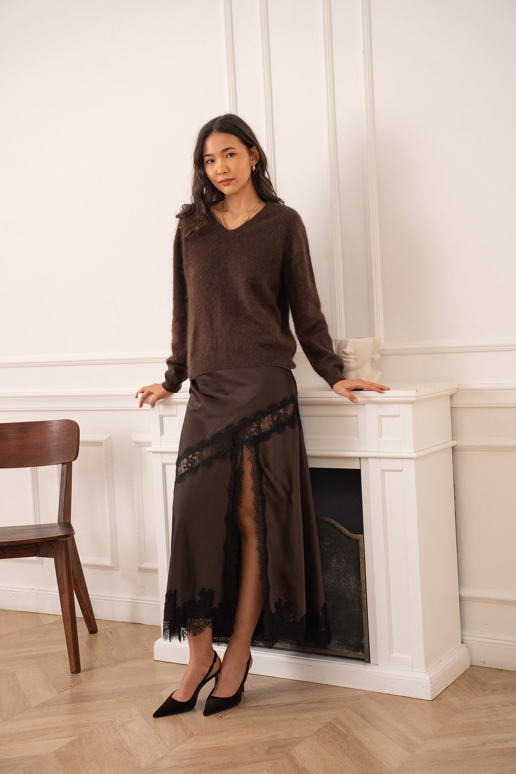 Jupe satinée asymétrique dentelle - CK08531