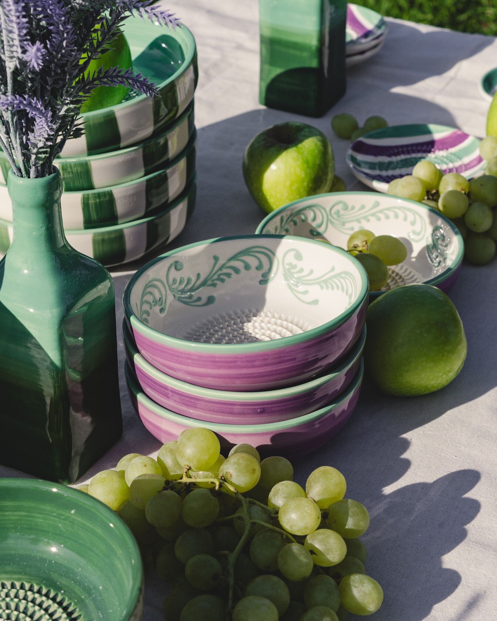 Grattugia per frutta e verdura in ceramica media / Verde smeraldo