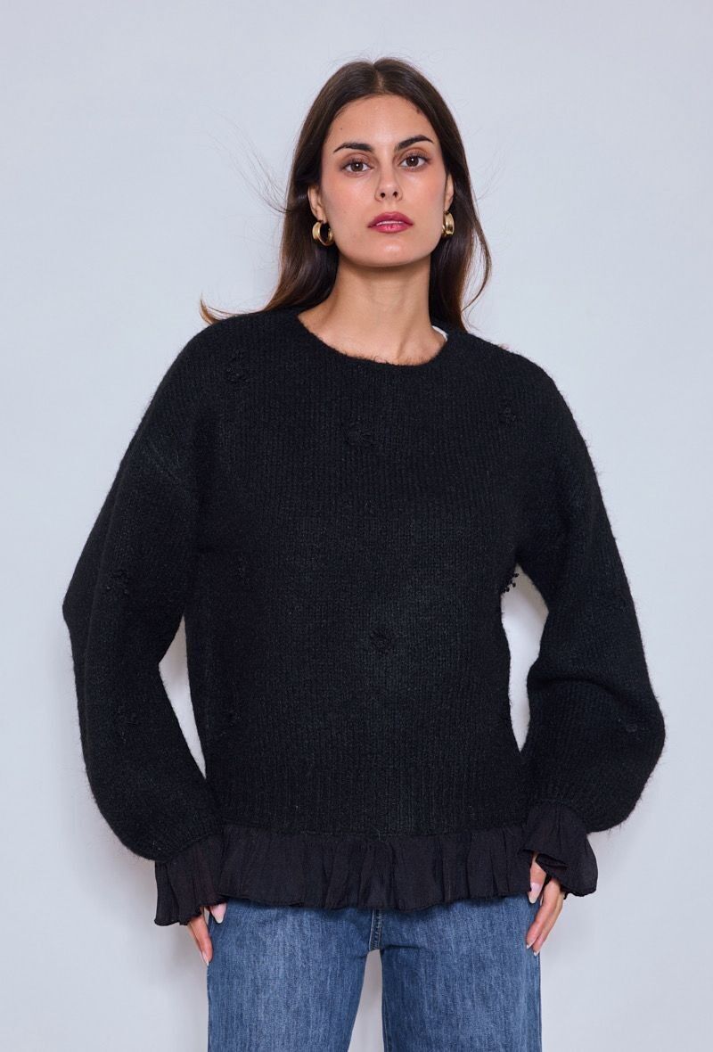 Maglione ricamato con volant