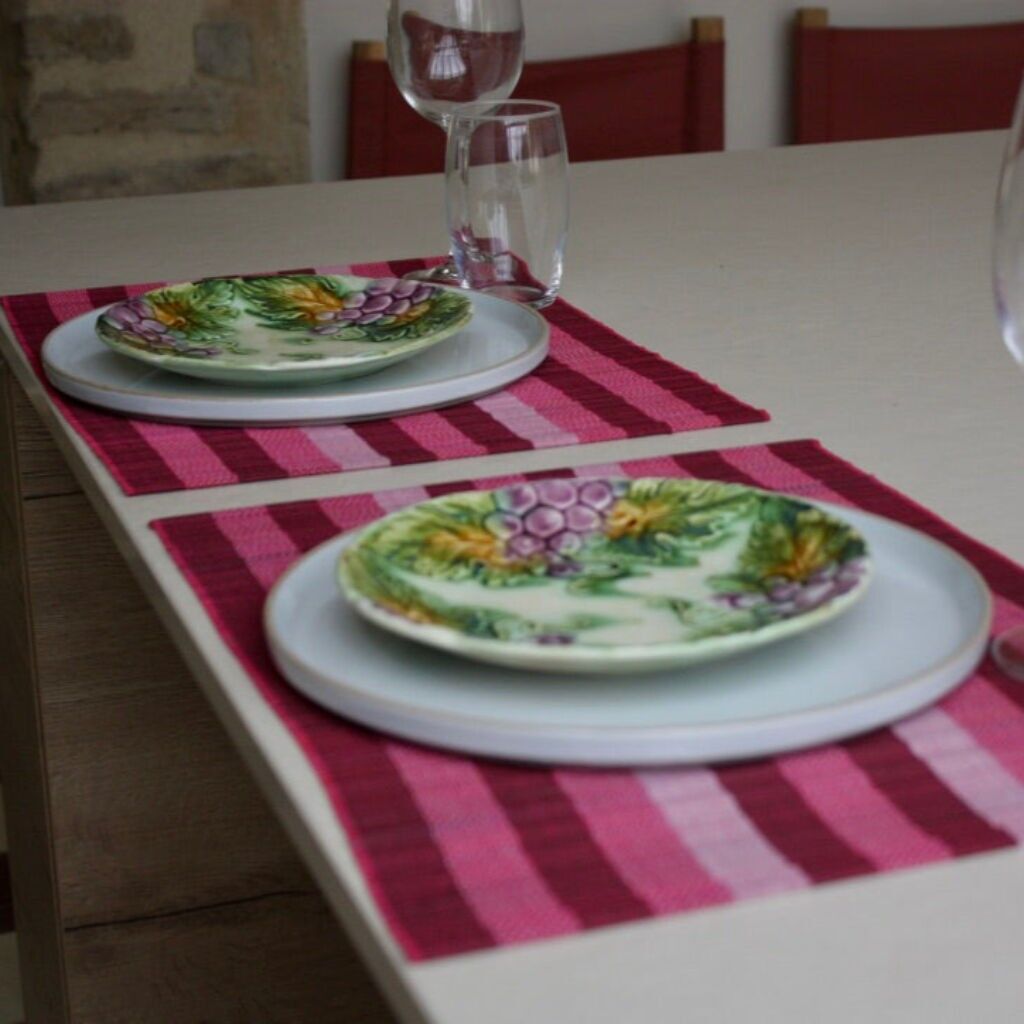 Individual de mesa - Bambú pintado (45x30 cm) - Rosa