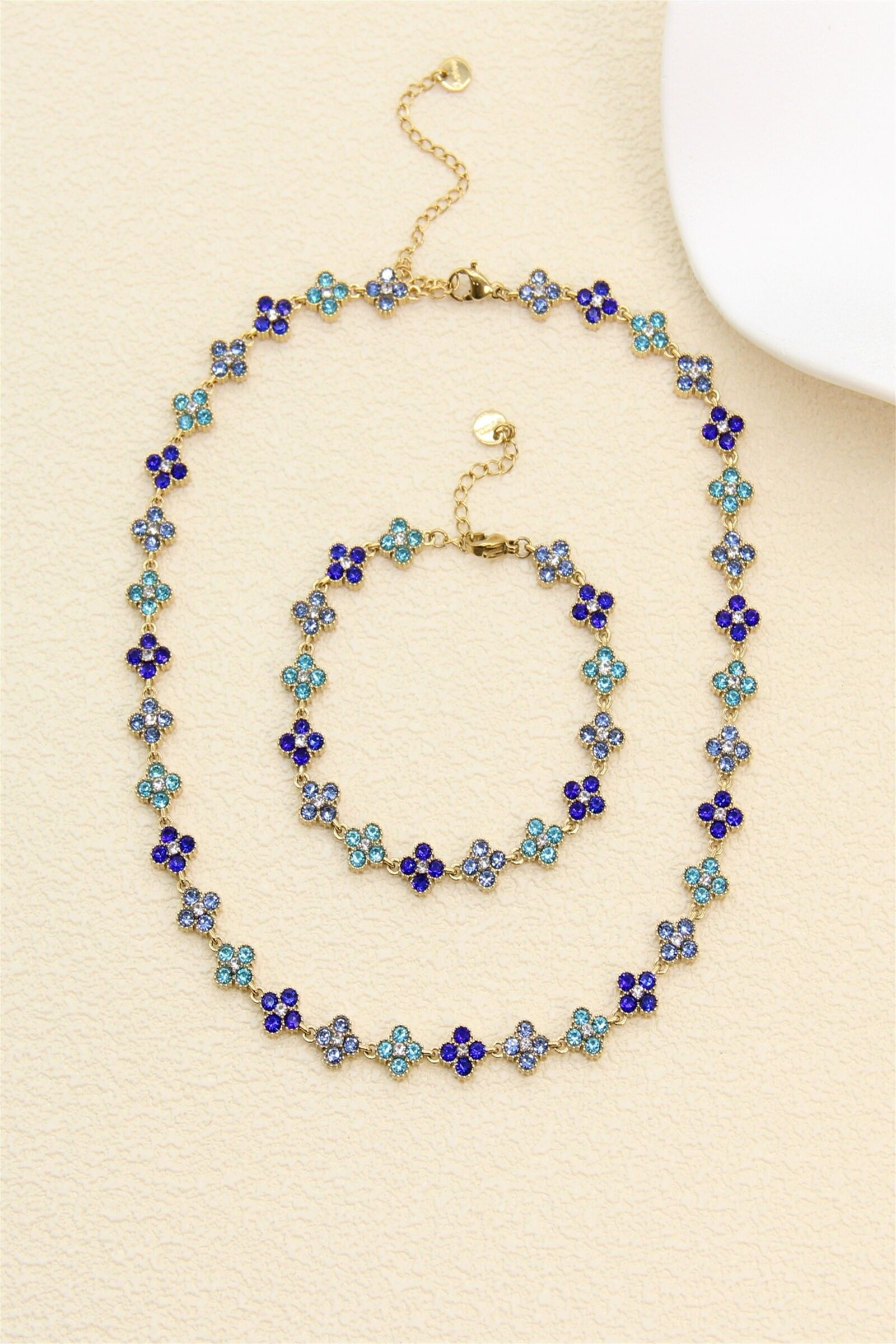 Mehrfarbiges, funkelndes Kleeblatt-Schmuckset aus Edelstahl – Halskette und Armband