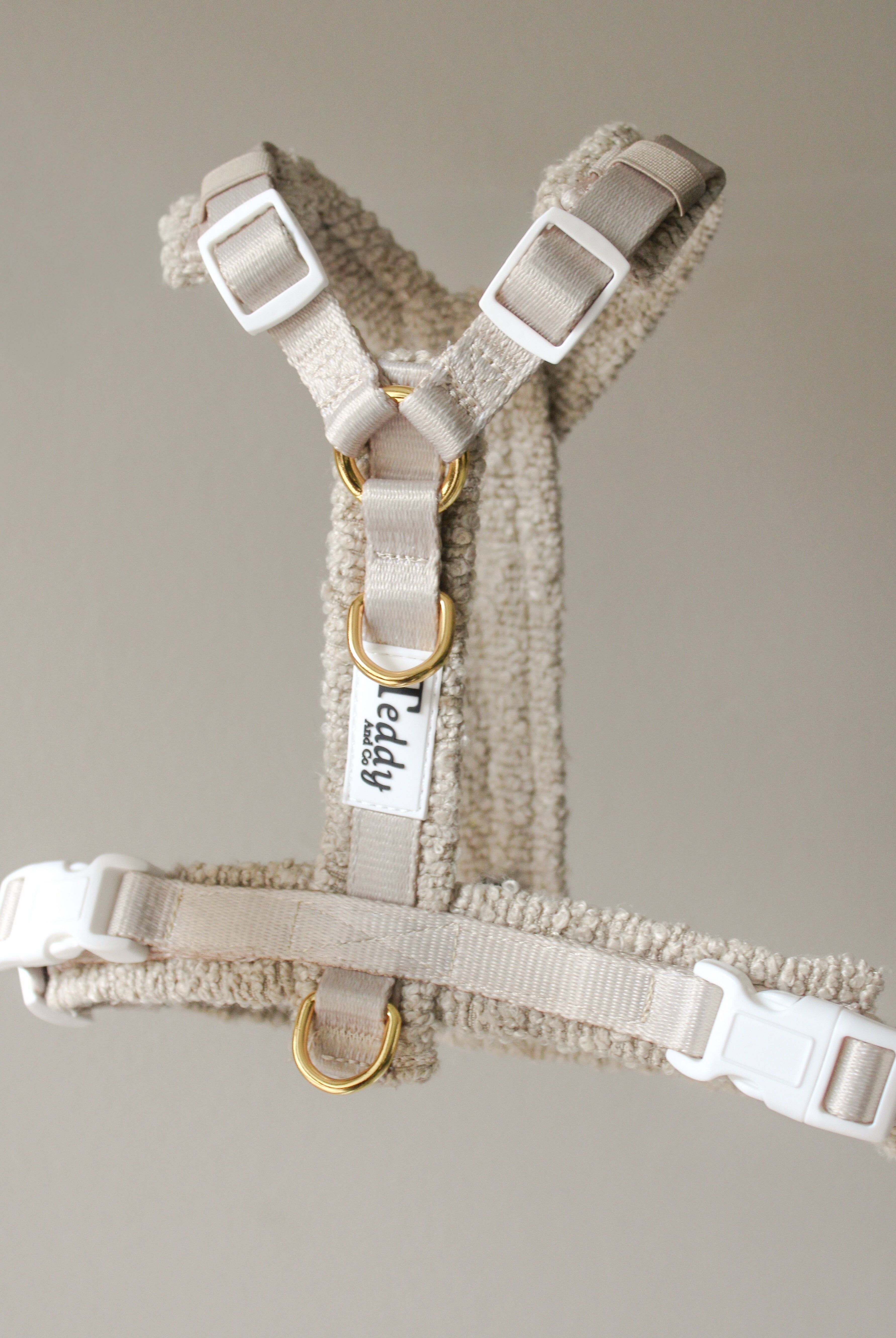 Arnés para perro en forma de Y color nude | Tela de rizo