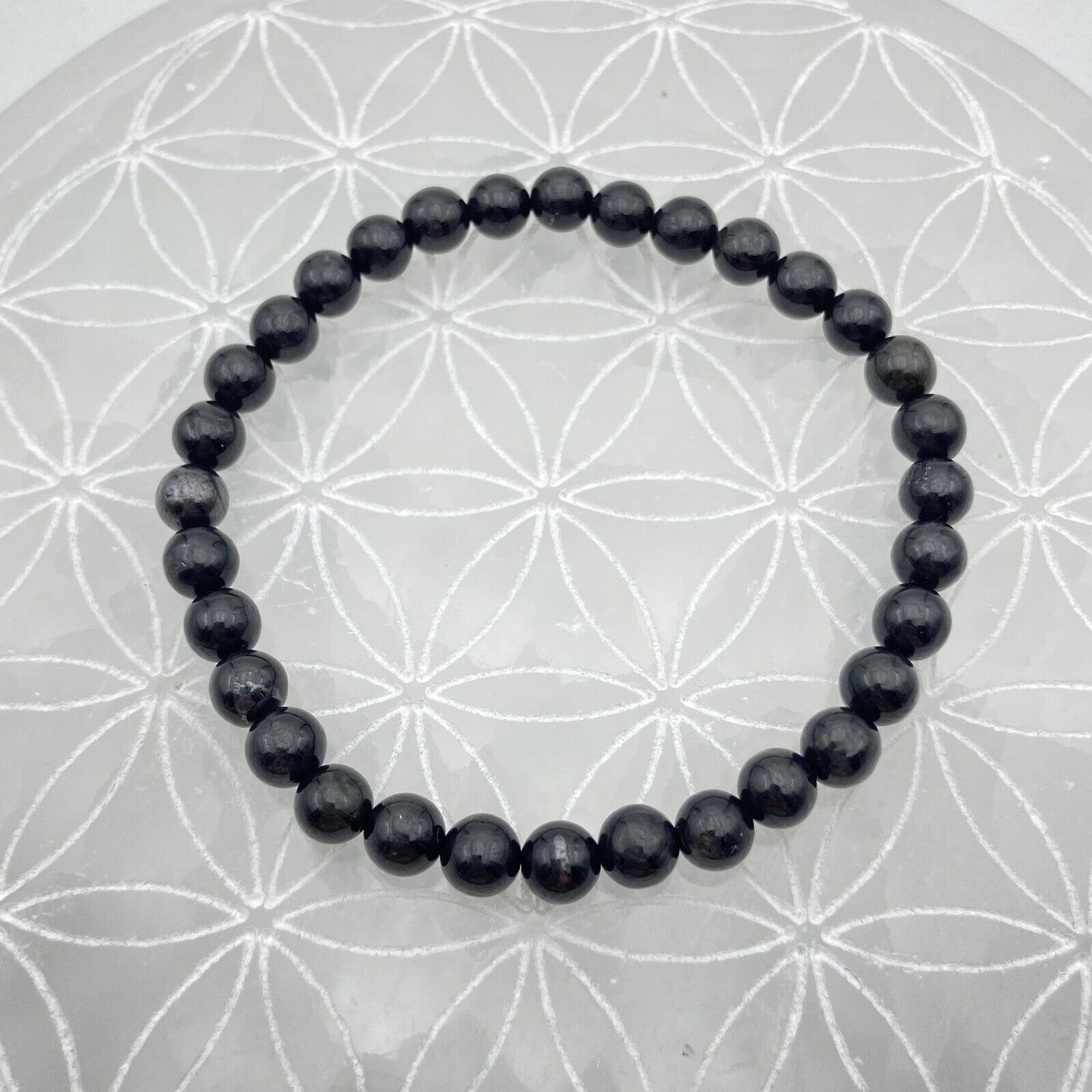 Armband - Hyperstene (6 mm)