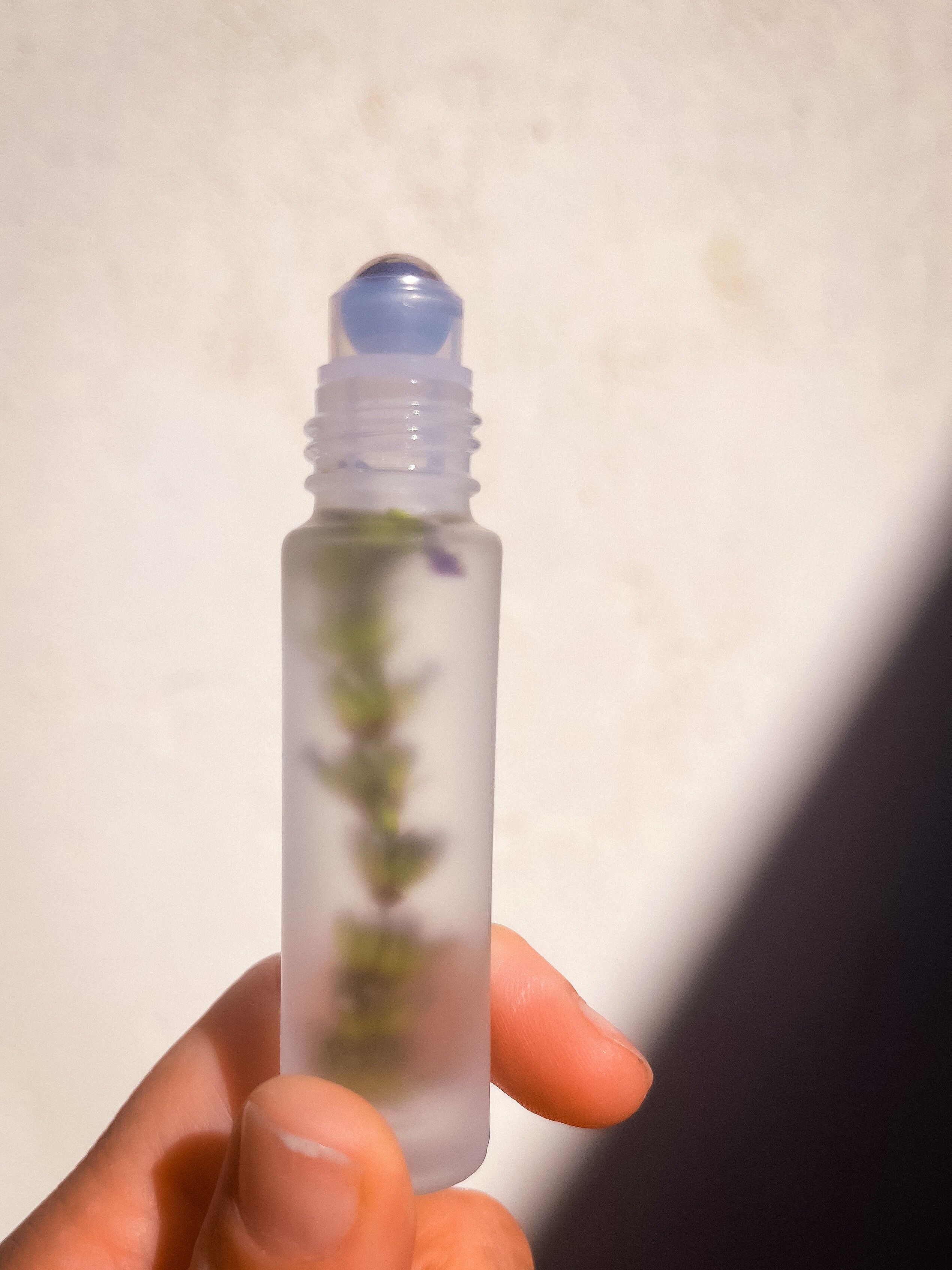 ROLL-ON 10 ml – Huile essentielle de Lavandin Grosso BIO