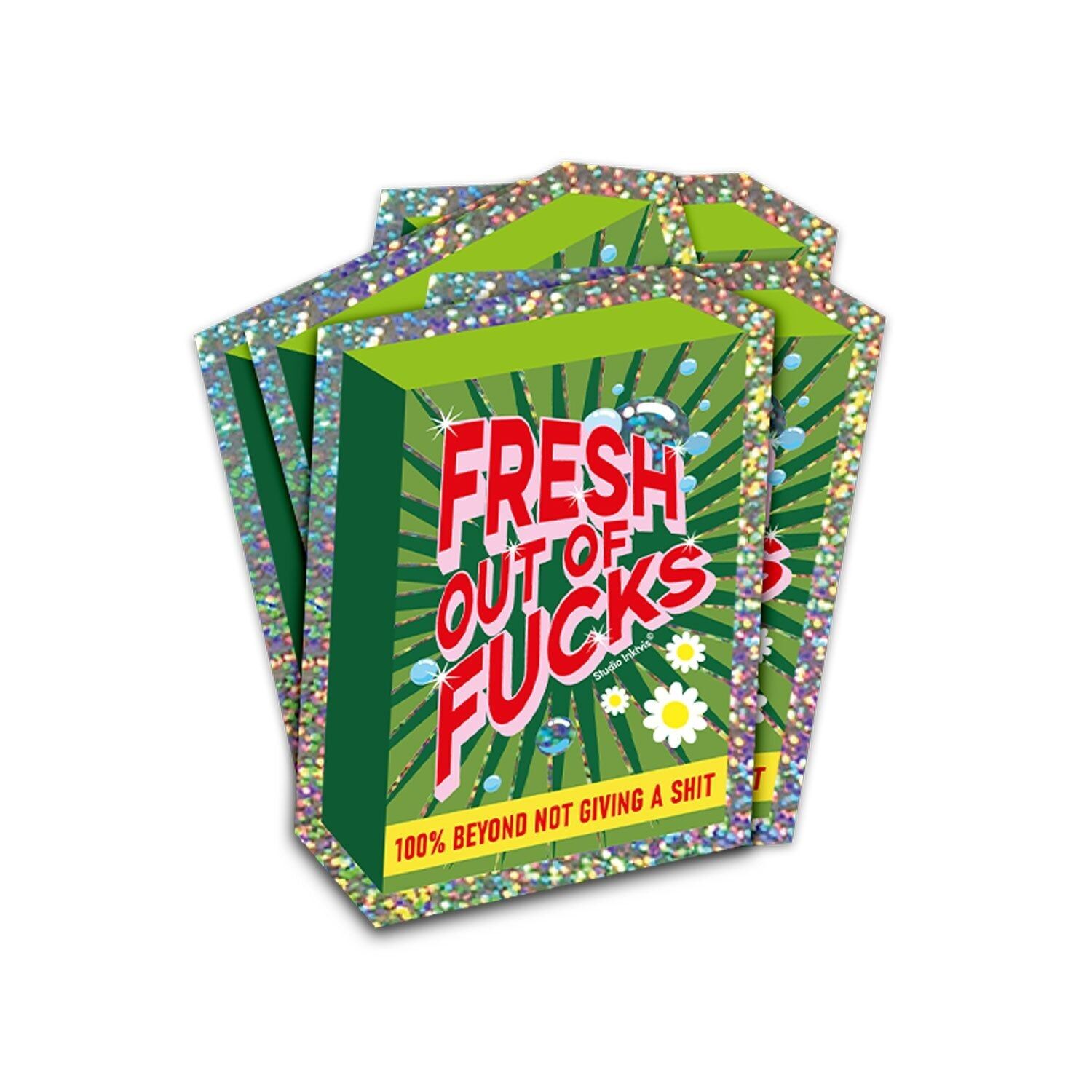 Adesivo glitterato appena uscito da una scopata