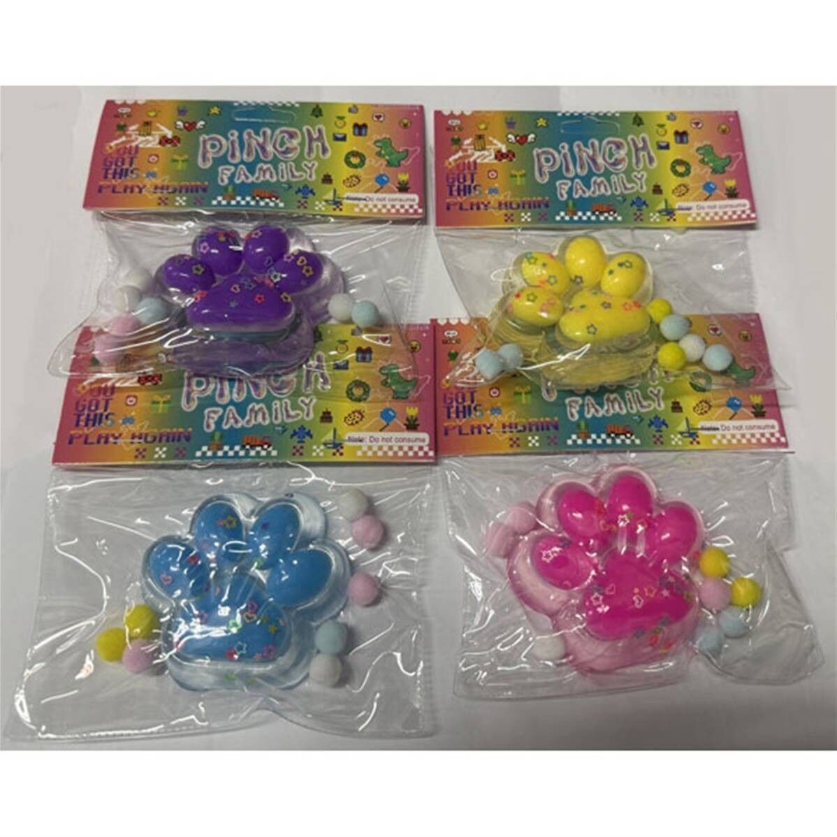 Zampe di gatto morbide in colori pastello