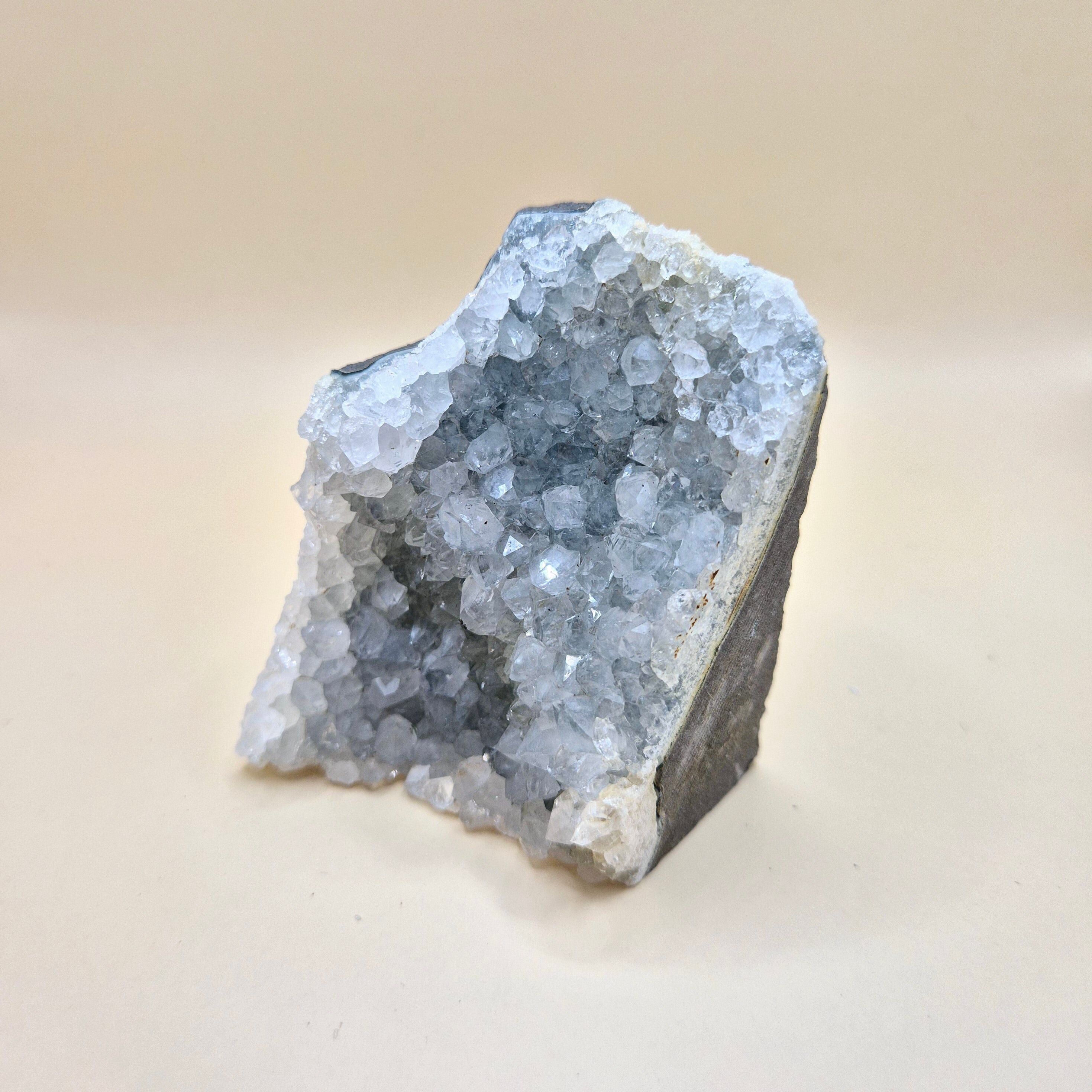 Géode d'améthyste polie de 192 grammes - Pierre précieuse - Attrait spirituel à l'énergie puissante