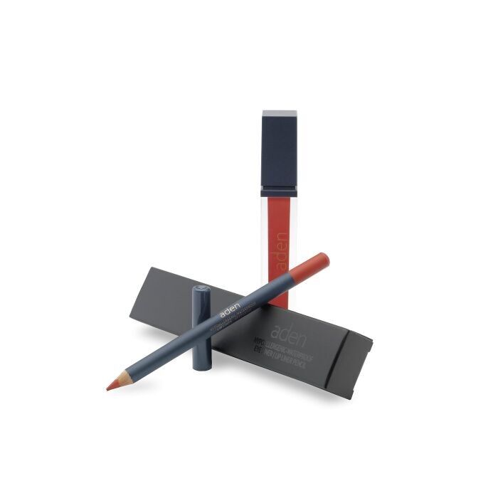 Ensemble rouge à lèvres liquide et crayon à lèvres