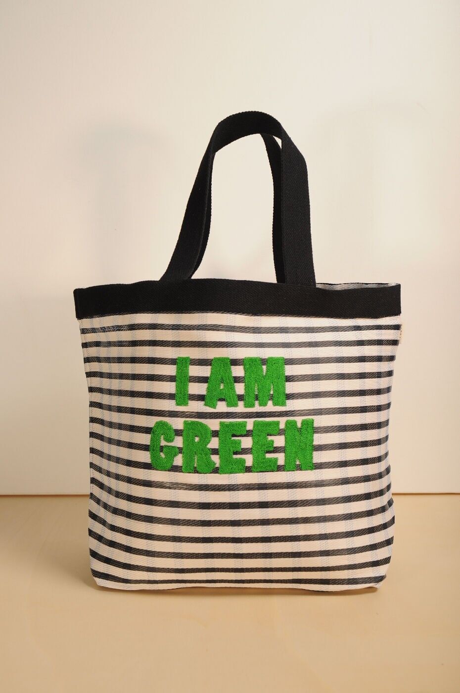 Borsa grande I AM GREEN bianca e nera