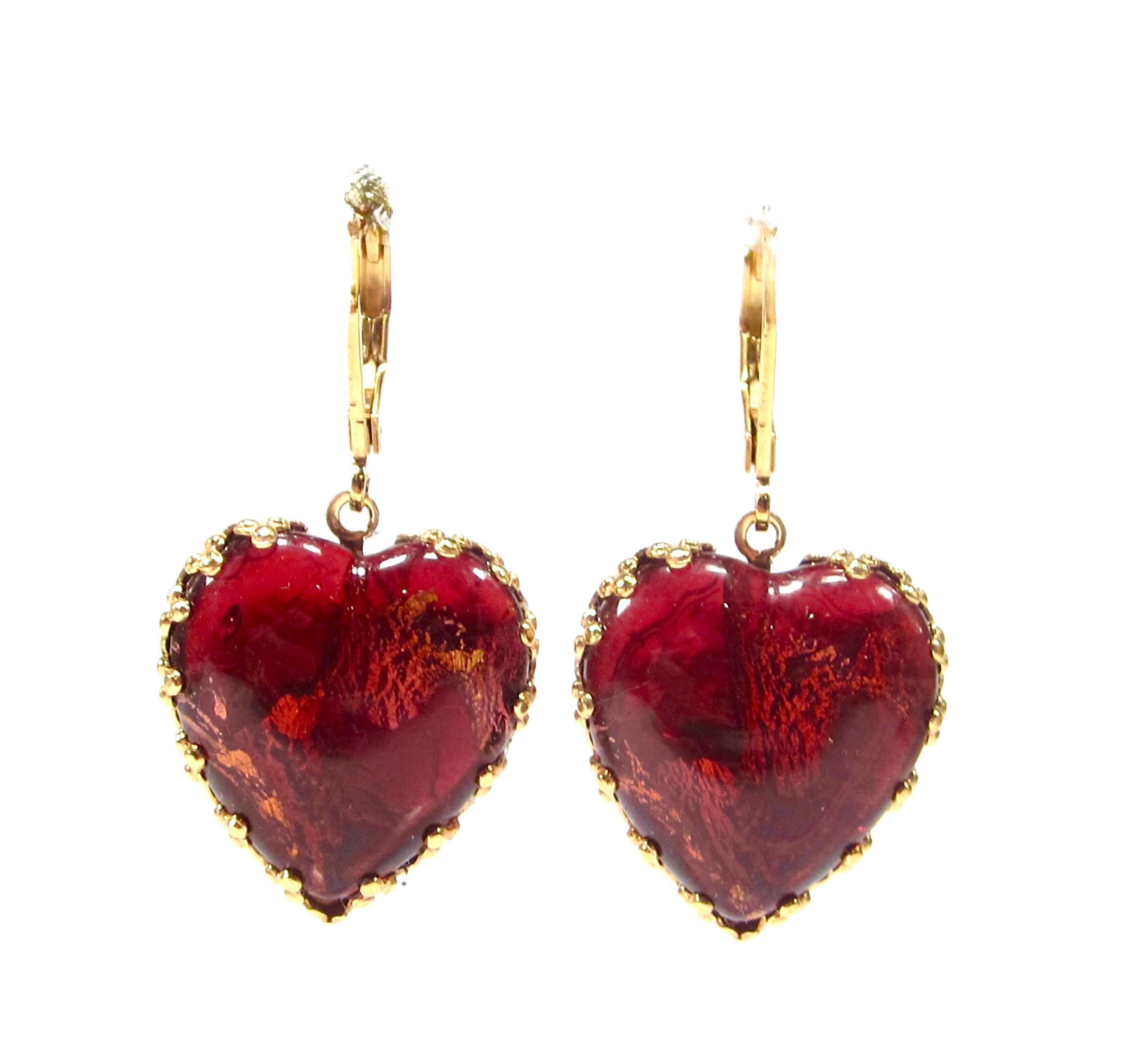 LOVE Ohrringe Gold Herz Ohrhänger Rot pink bohemia Glas vintage 1960s handmade handgemachte Glassteine