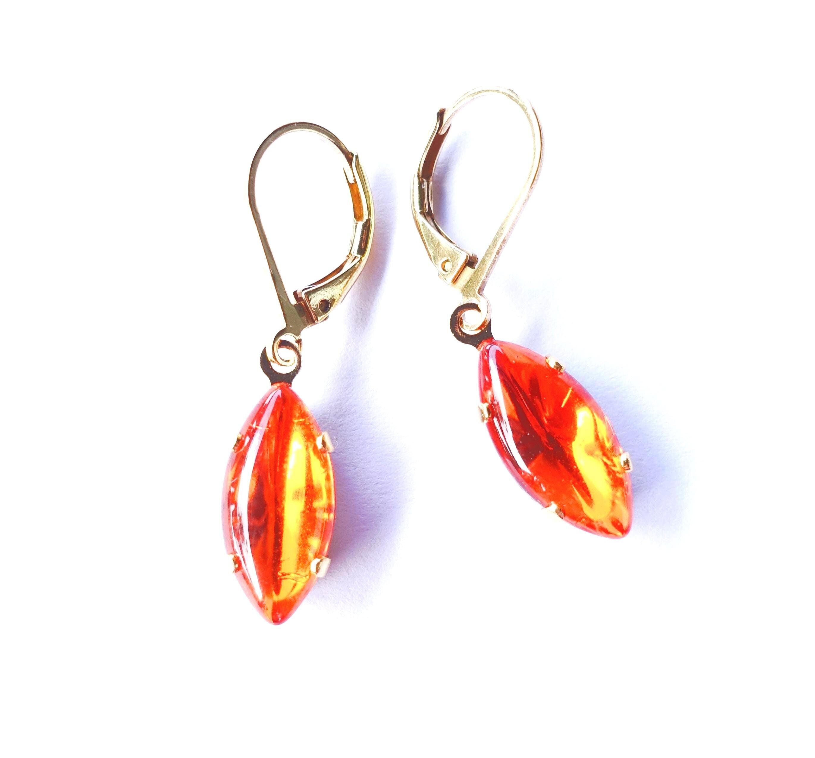 Boucles d'oreilles uniques vintage bohèmes en opale orange, navette dorée et pierre de verre bohème, fabriquées à Cologne, en Allemagne.