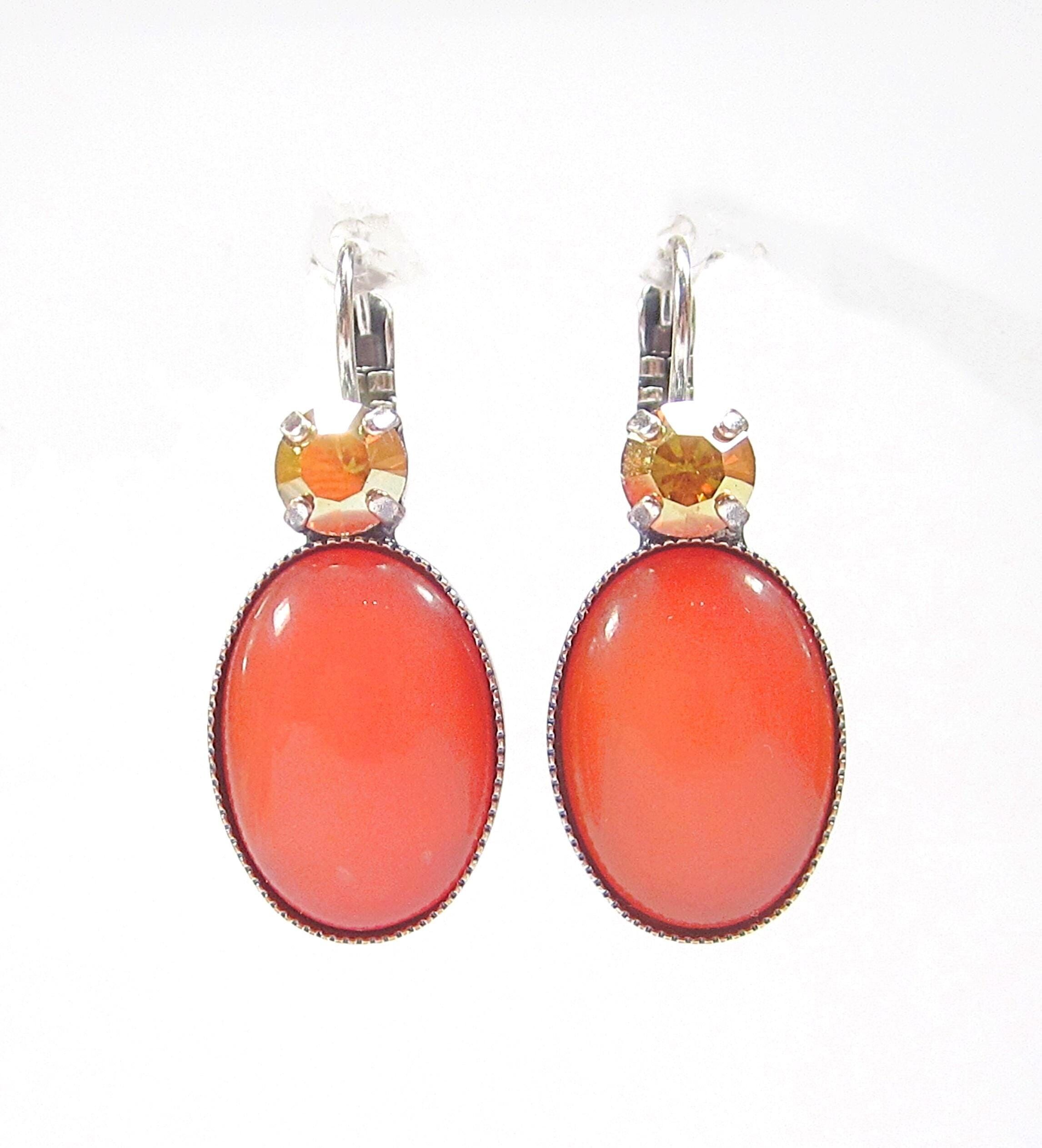 Orecchini color corallo arancione, orecchini pendenti in vetro, cabochon in pietra di vetro fatti a mano, realizzati a mano a Colonia, Germania