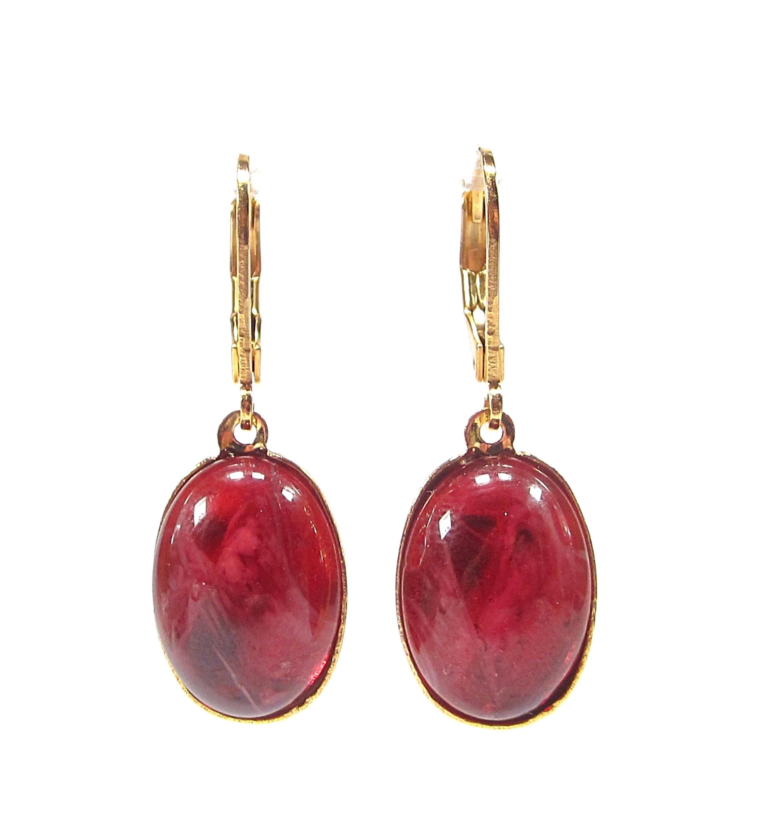 Deliziosi orecchini pendenti vintage in vetro bohémien ovale rosa e oro, oro rosso, anni '60, placcati in oro autentico, fatti a mano a Colonia