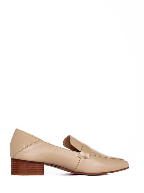 Victoria beige leather loafers