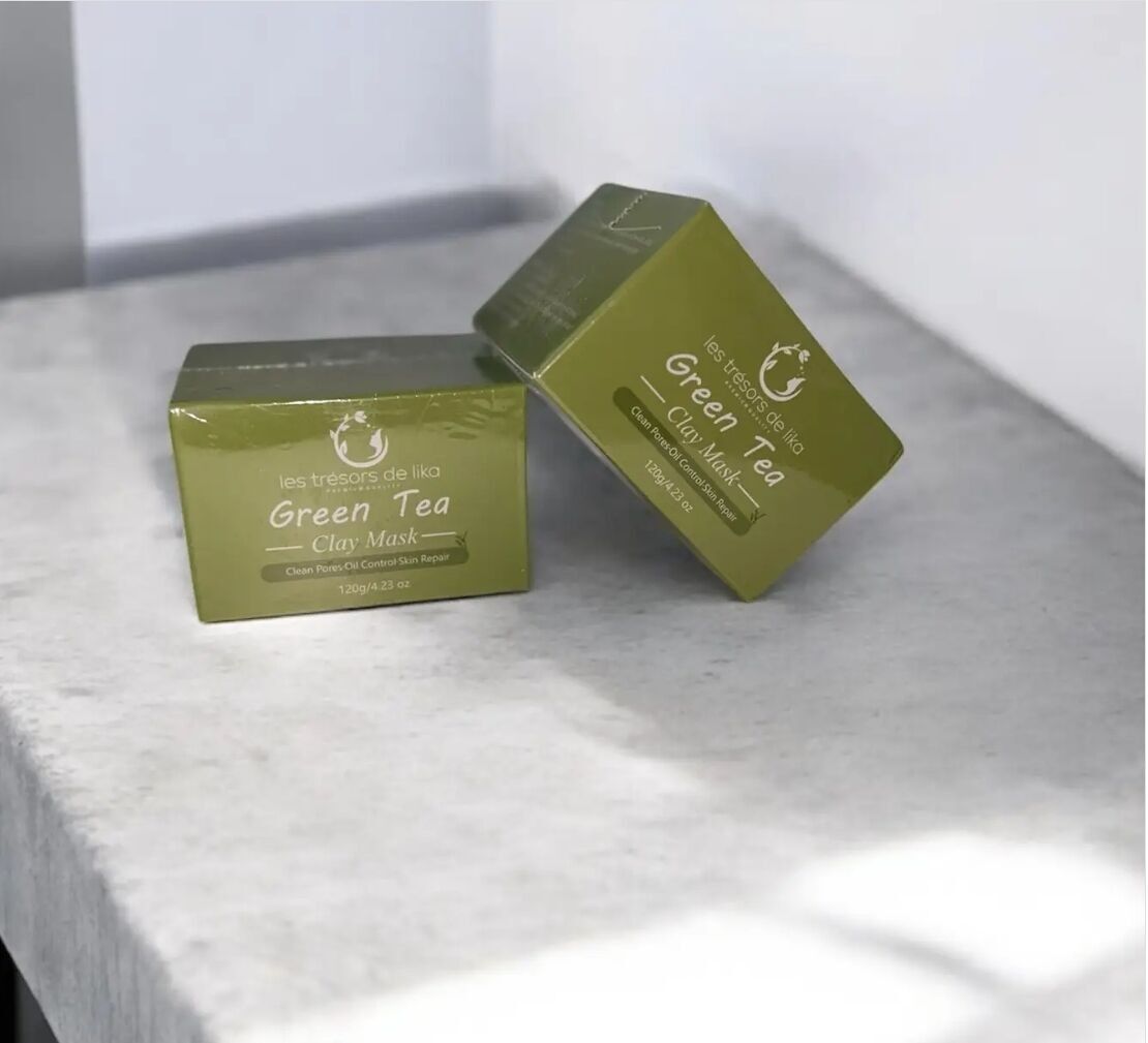 Maschera all'argilla biologica al tè verde 120 g