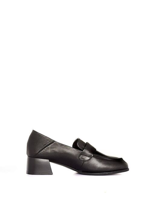 Tanya black chunky heel leather loafers