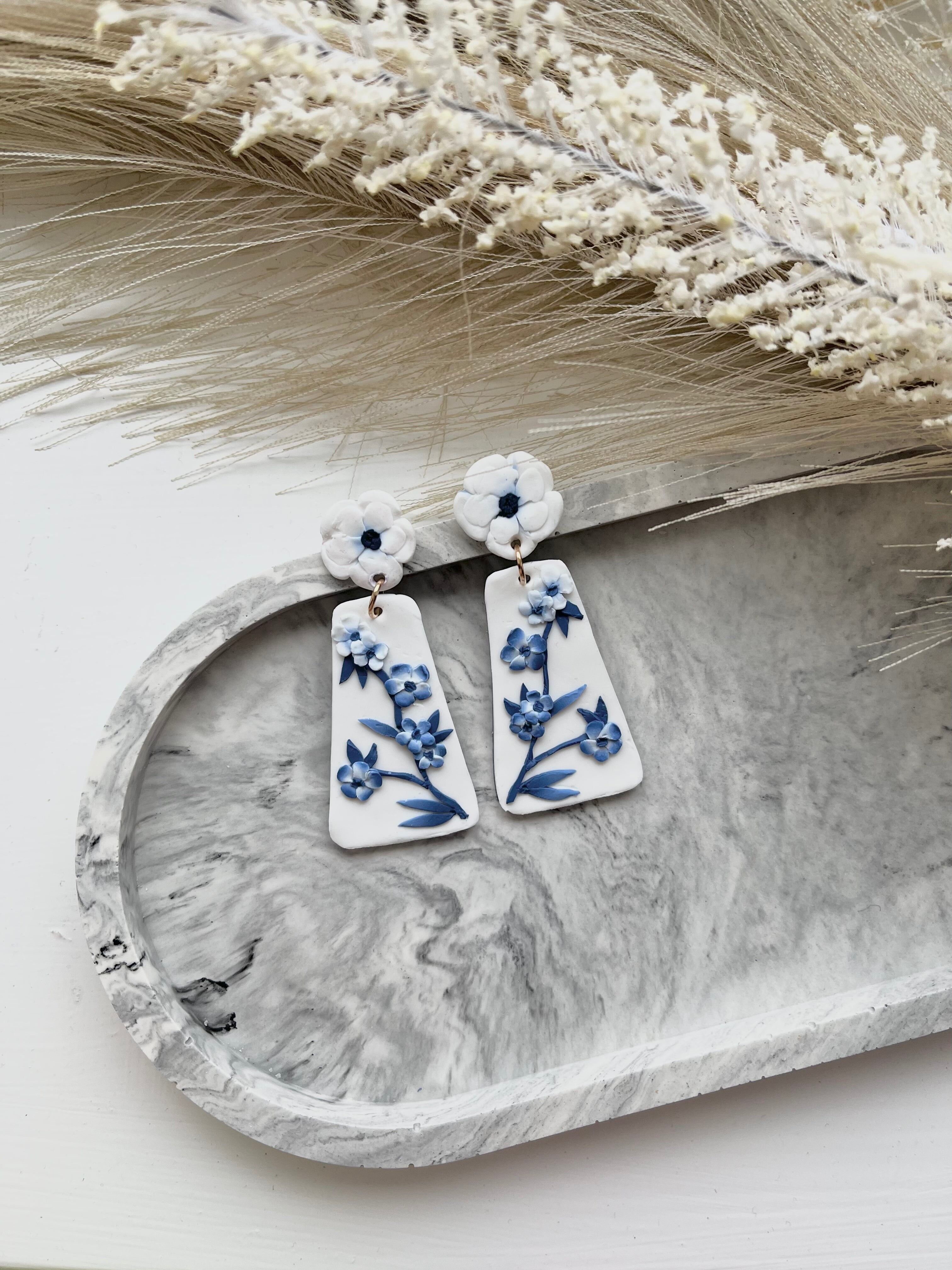 Boucles d'oreilles en pâte polymère - Bleu Chine n° 1