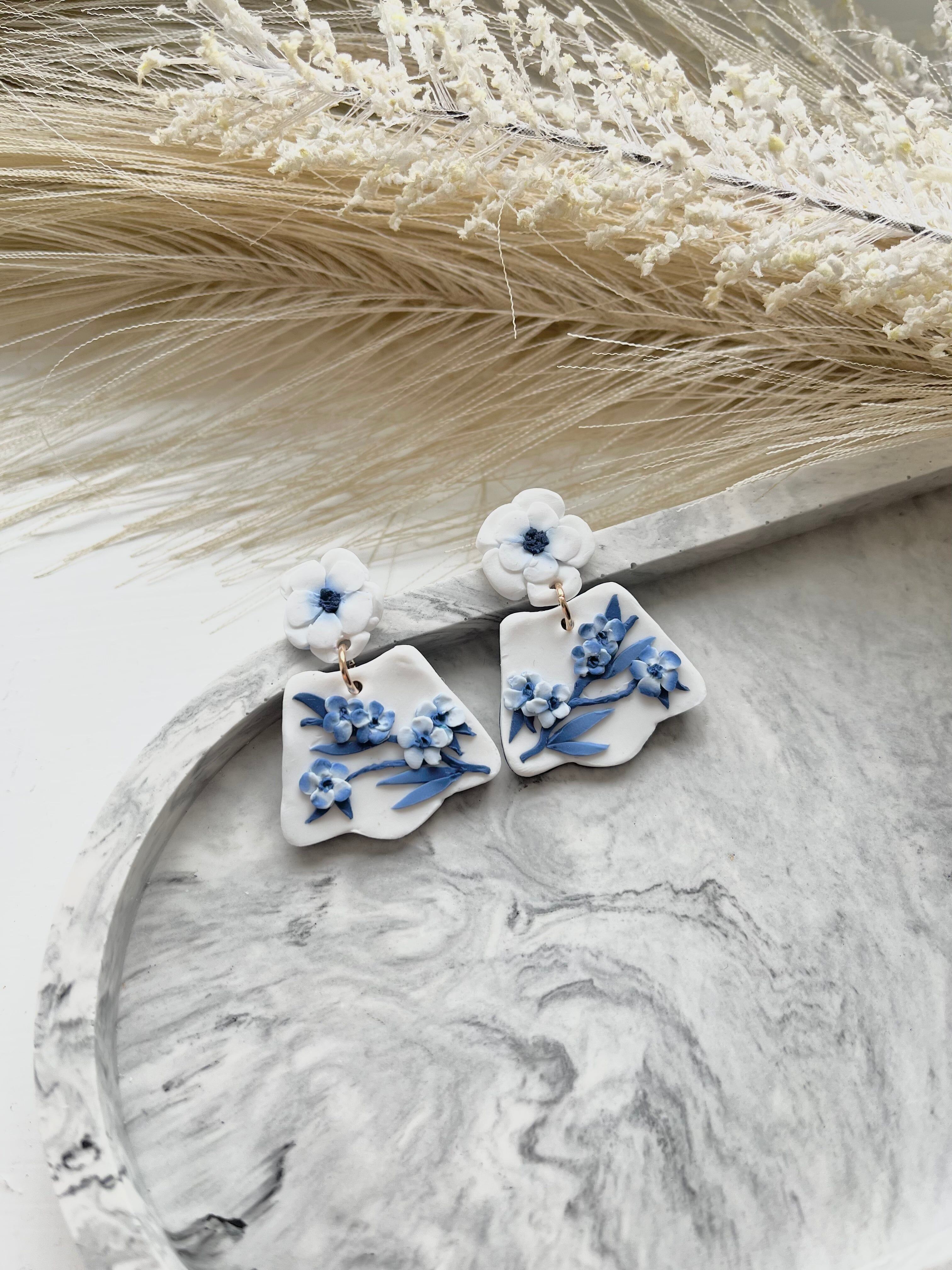 Boucles d'oreilles en pâte polymère - Bleu Chine n° 3