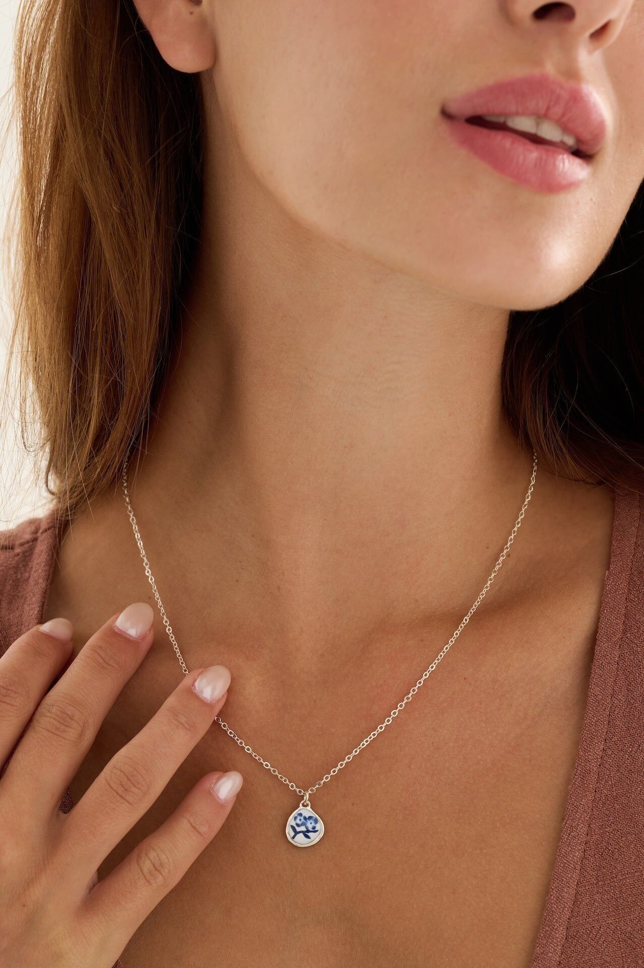 Delicata collana in pasta polimerica - Collana in porcellana blu n. 1