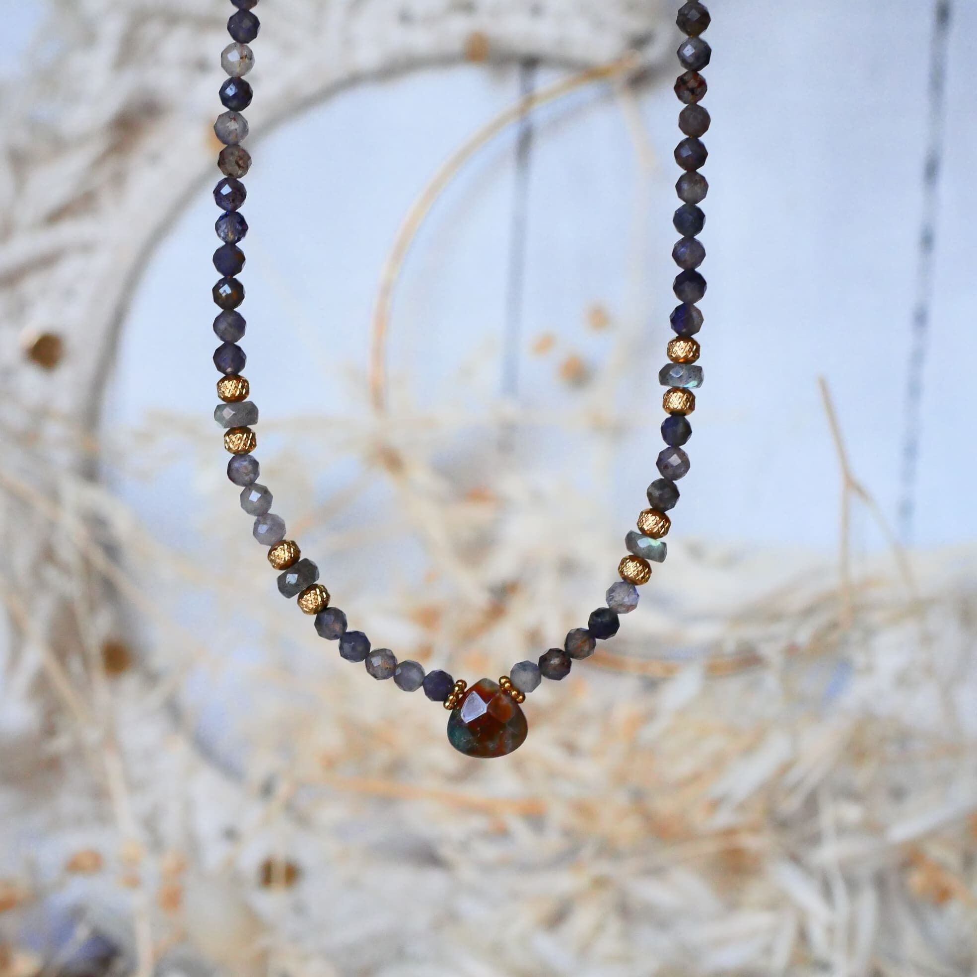 Collana Akasha Drishti - Iolite Labradorite Agata indiana