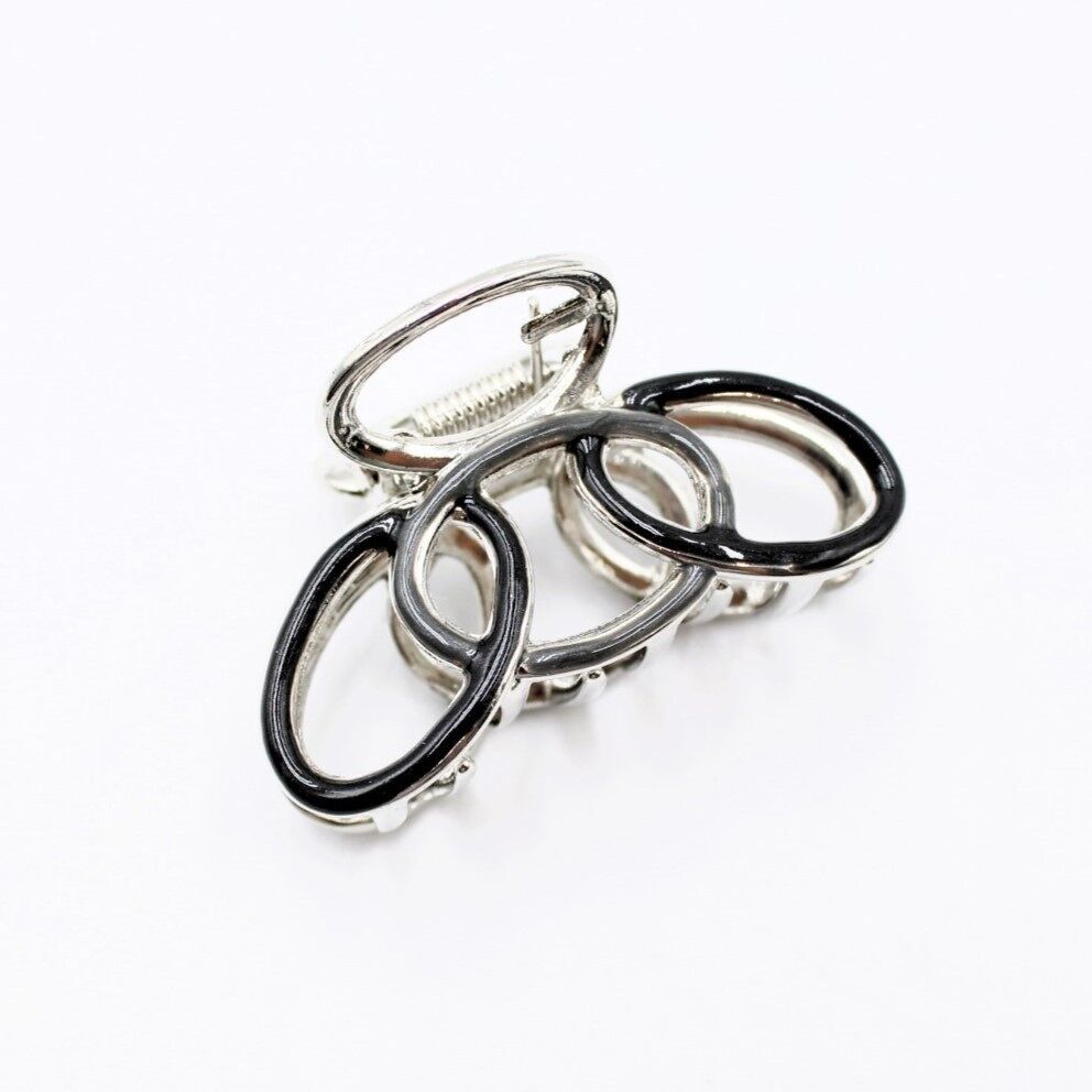 Petite pince à cheveux tendance