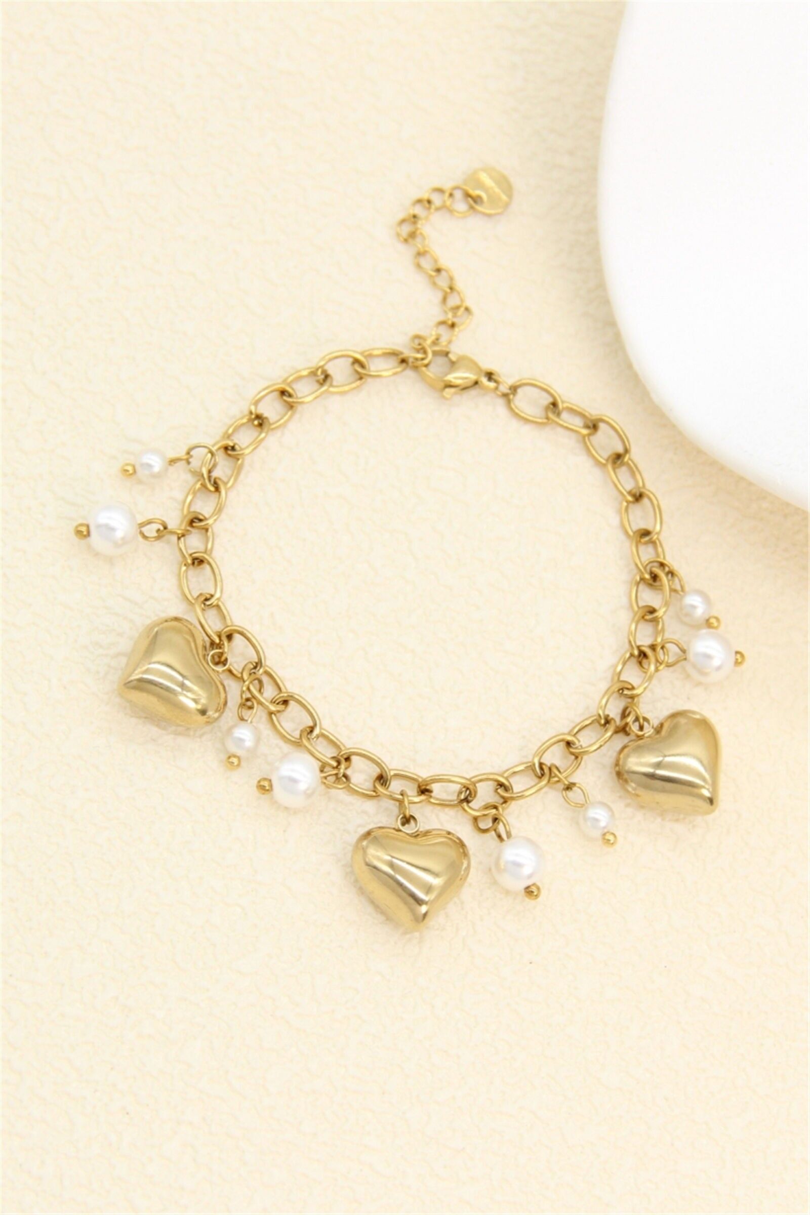 Pulsera con dije de corazón – Acero inoxidable chapado en oro
