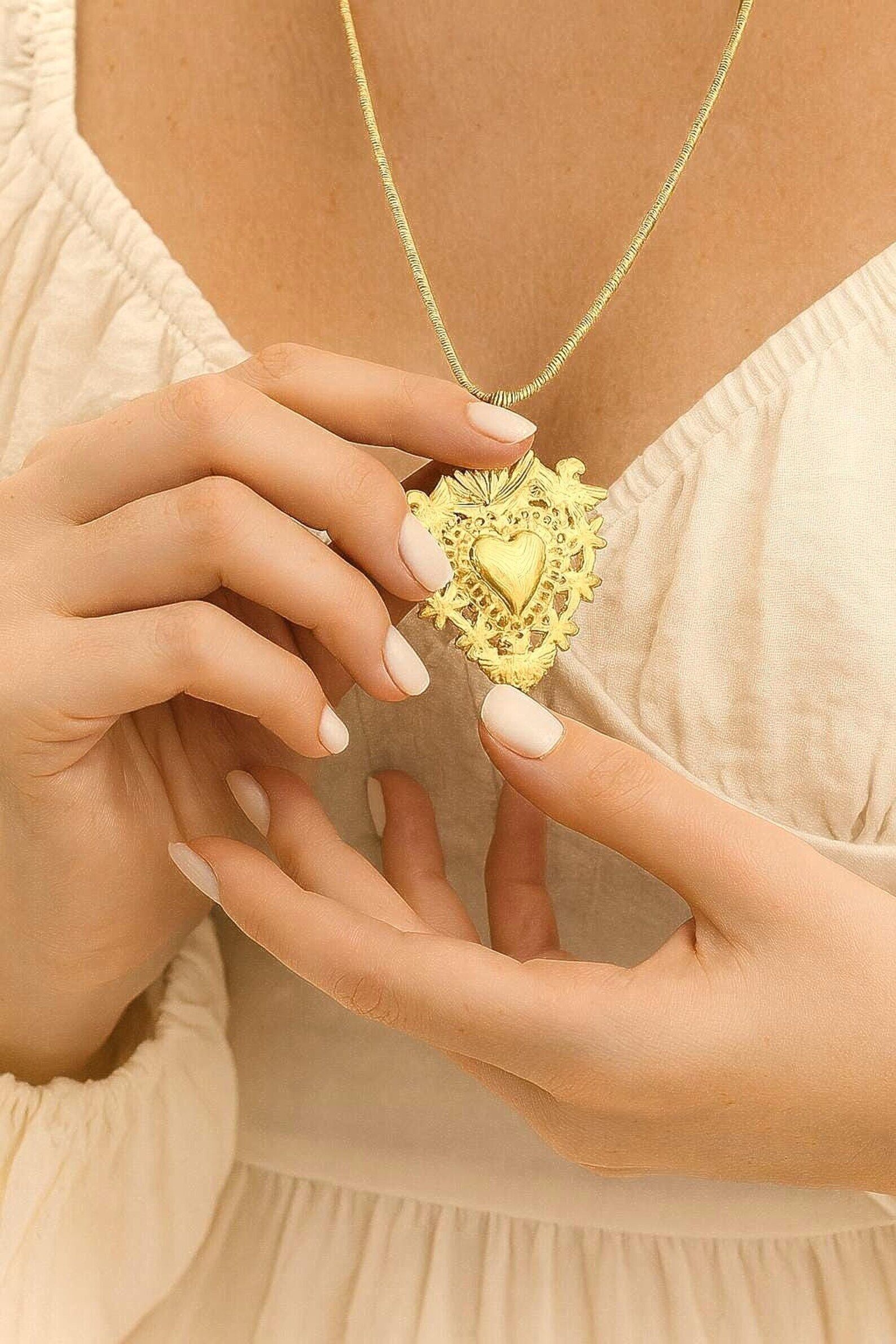 Sacred heart necklace