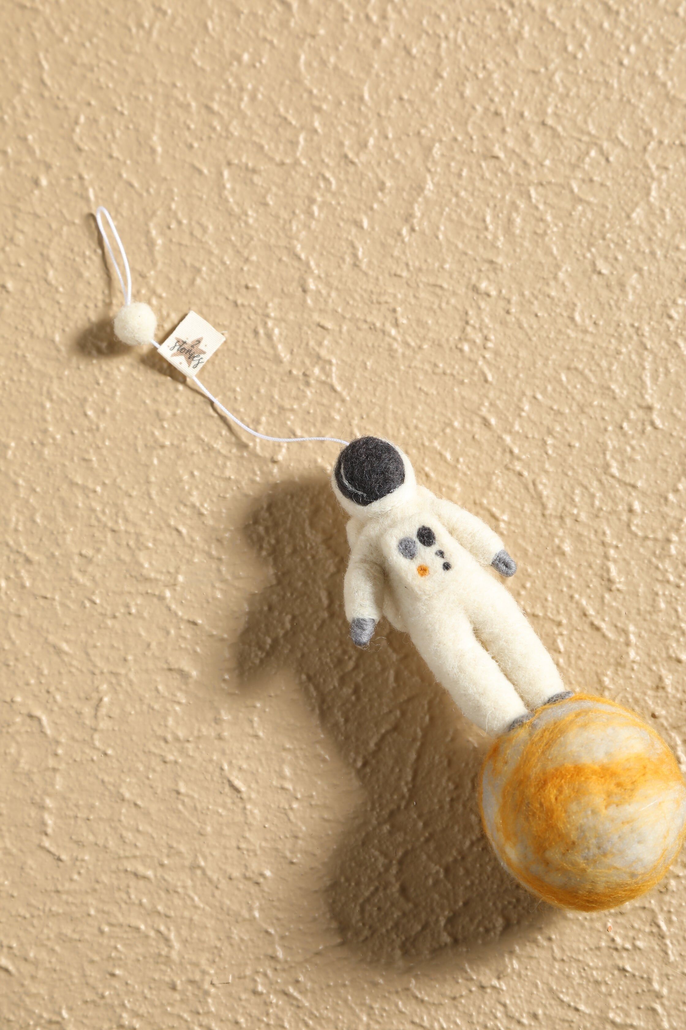 Décoration murale LITEN ASTRONAUTE