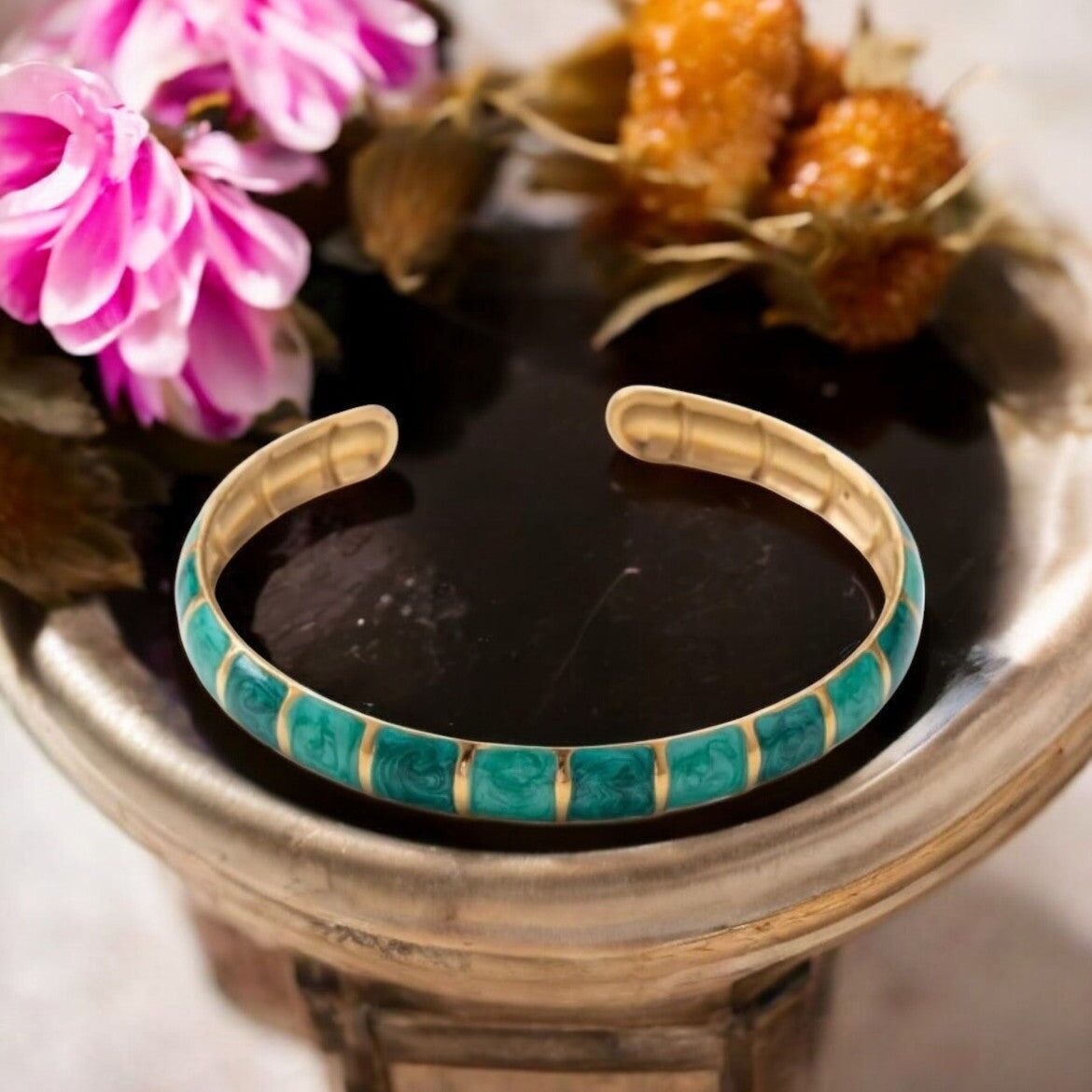 Bracciale rigido in acciaio inossidabile e smalto "LUMARA"