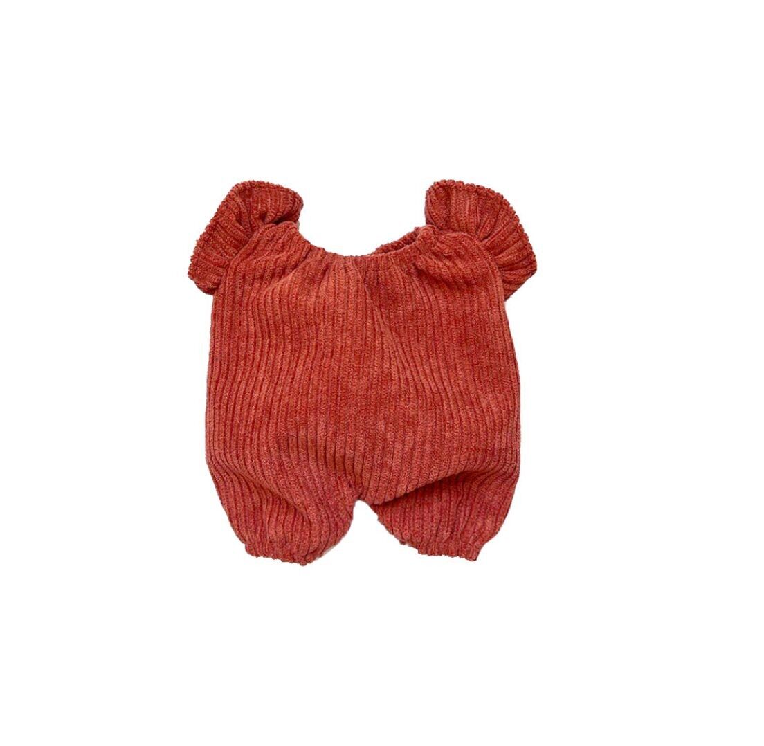 Tuta in velluto a coste rosso con volant per peluche