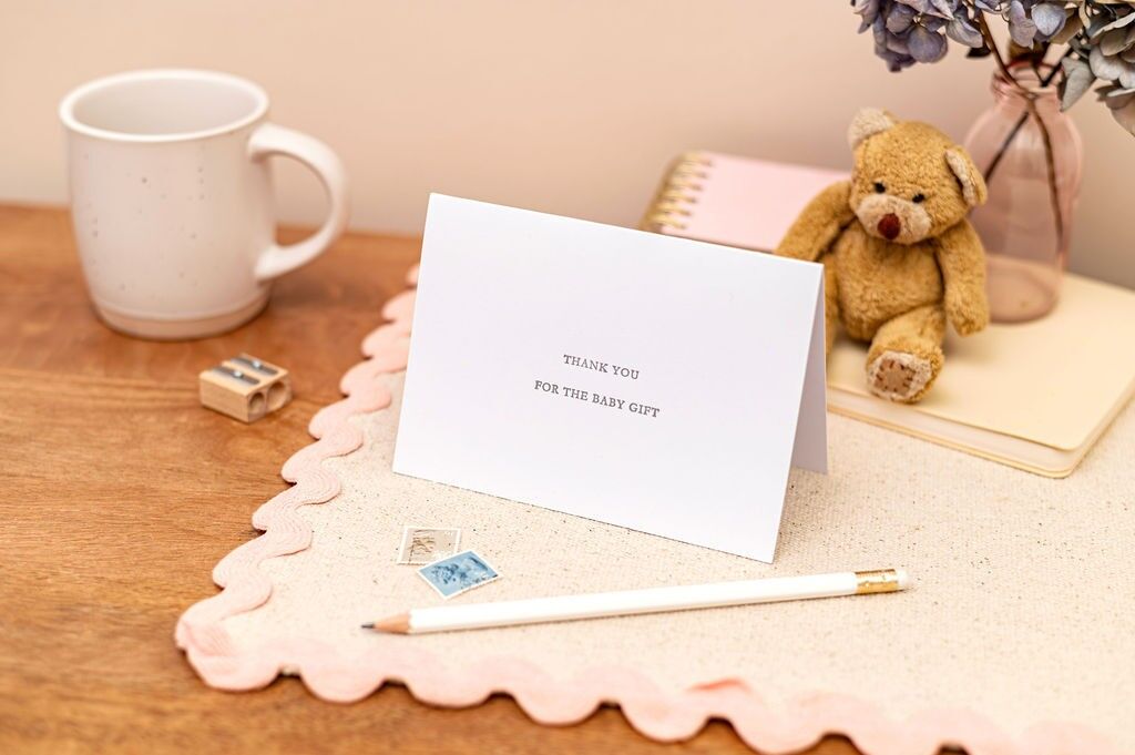 Buchdruck – Dankeschön für das Babygeschenk – Weiß