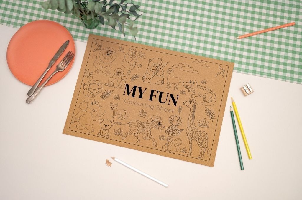 Tapete de actividades para colorear de animales de safari para niños