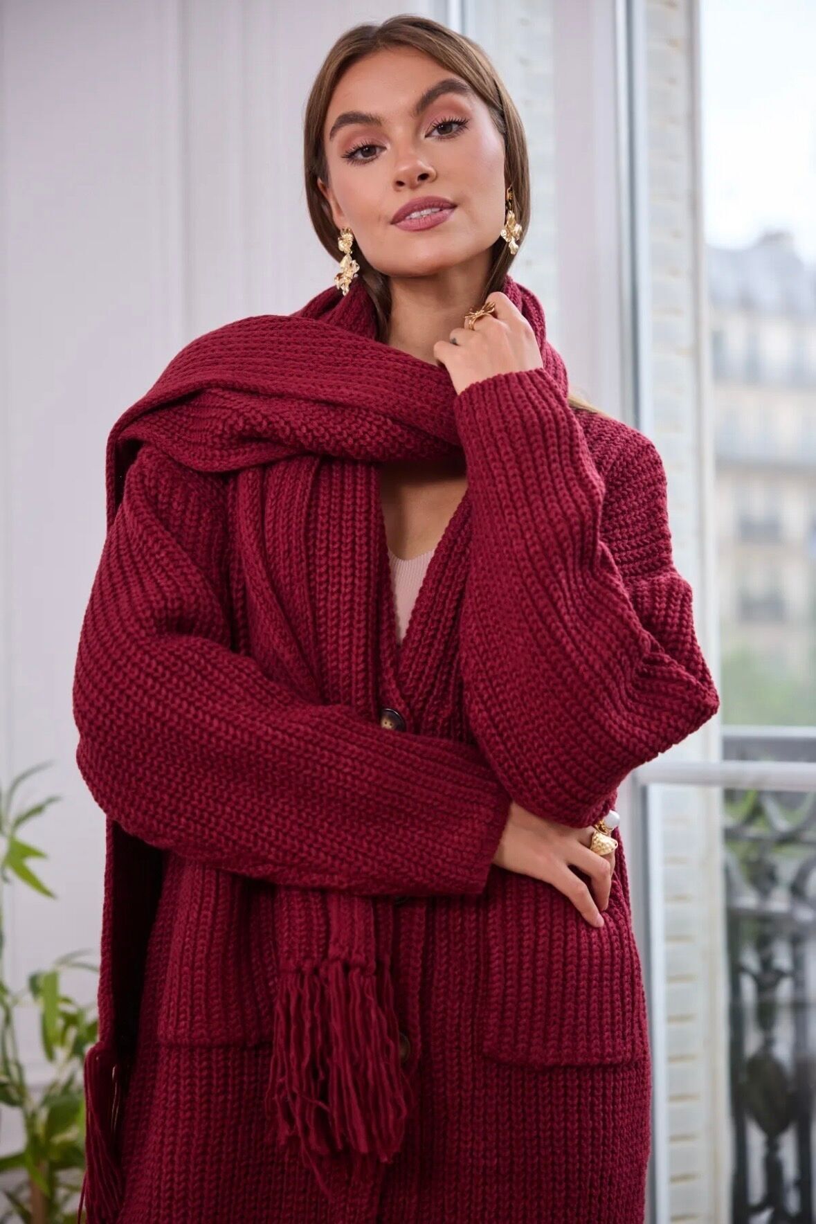 Cardigan lungo e spesso in maglia con sciarpa integrata - 2700