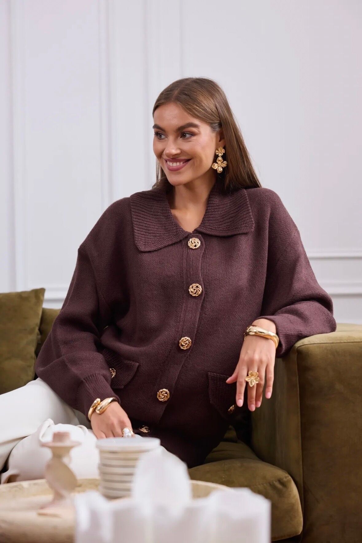 Cardigan corto con ampio collo e bottoni dorati - 2701