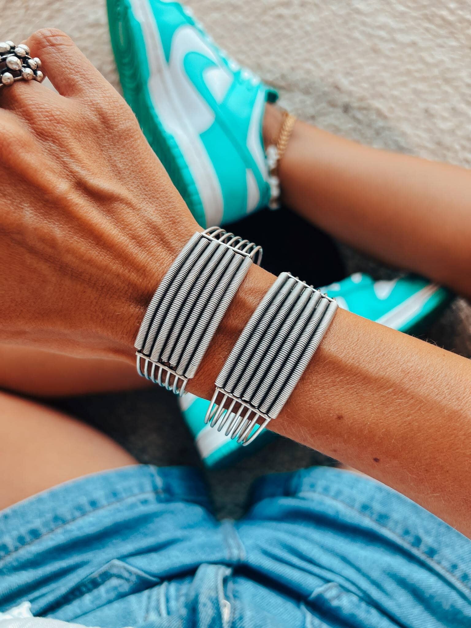 Antichi bracciali in argento