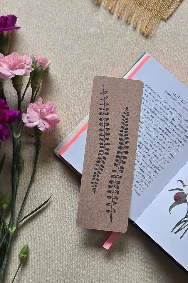 Marque-página botánica en impresión végétale minimalista - Capillaire des murailles