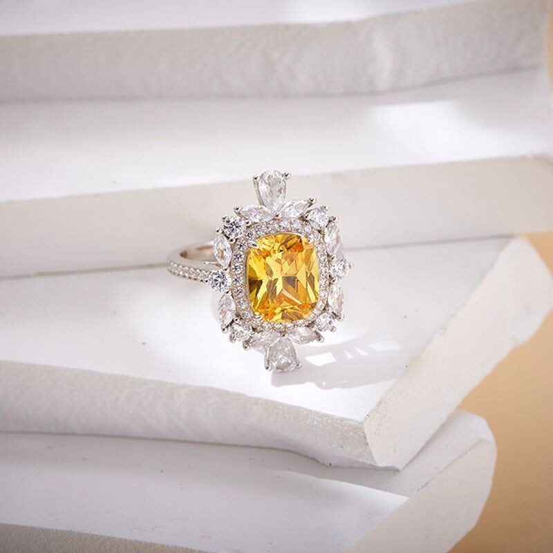 Anello Halo Golden Radiance