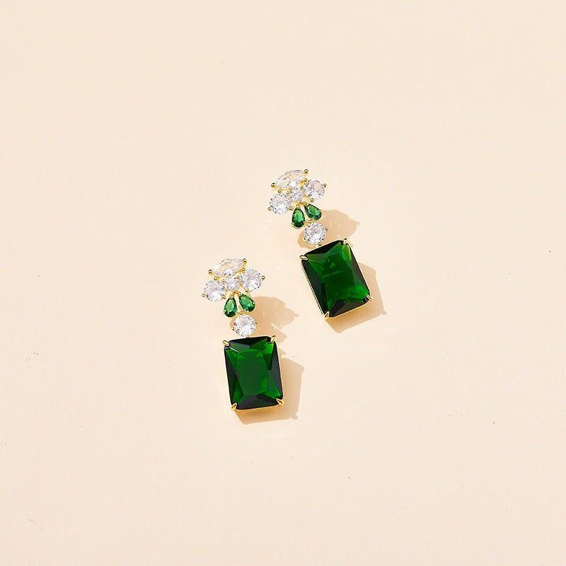 Boucles d'oreilles pendantes émeraude