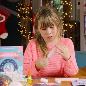 Coffret fabrication couronne de Noël +1 livre - Kit bricolage/activité enfant en français 8