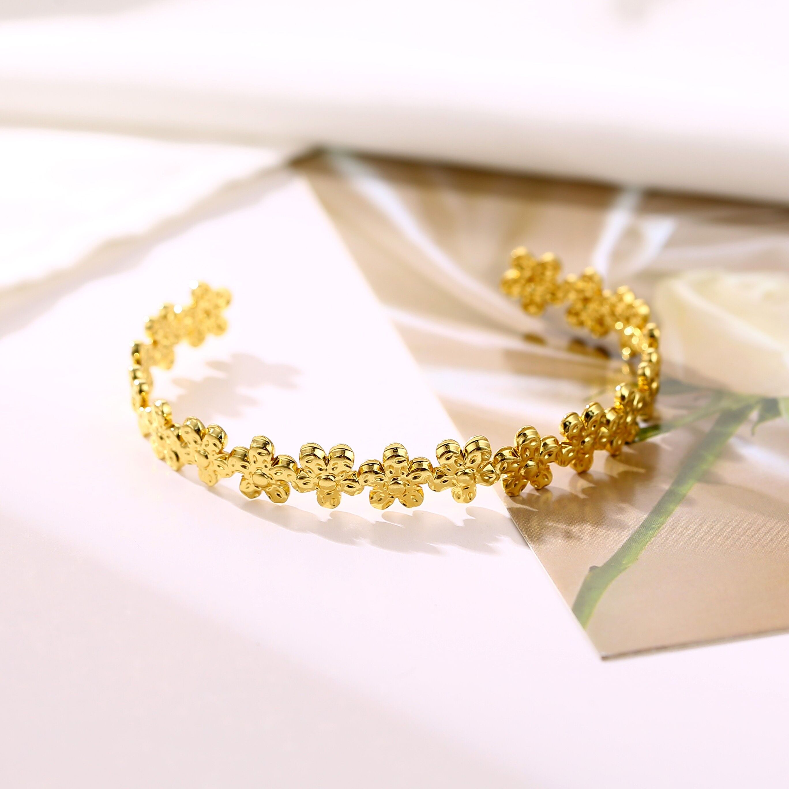 Bracciale rigido regolabile in acciaio inossidabile - BR110357OR