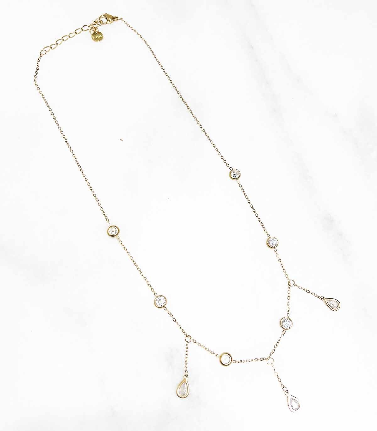 Collana con doppio cerchio di zirconi e ciondolo in oro – Acciaio inossidabile 316L