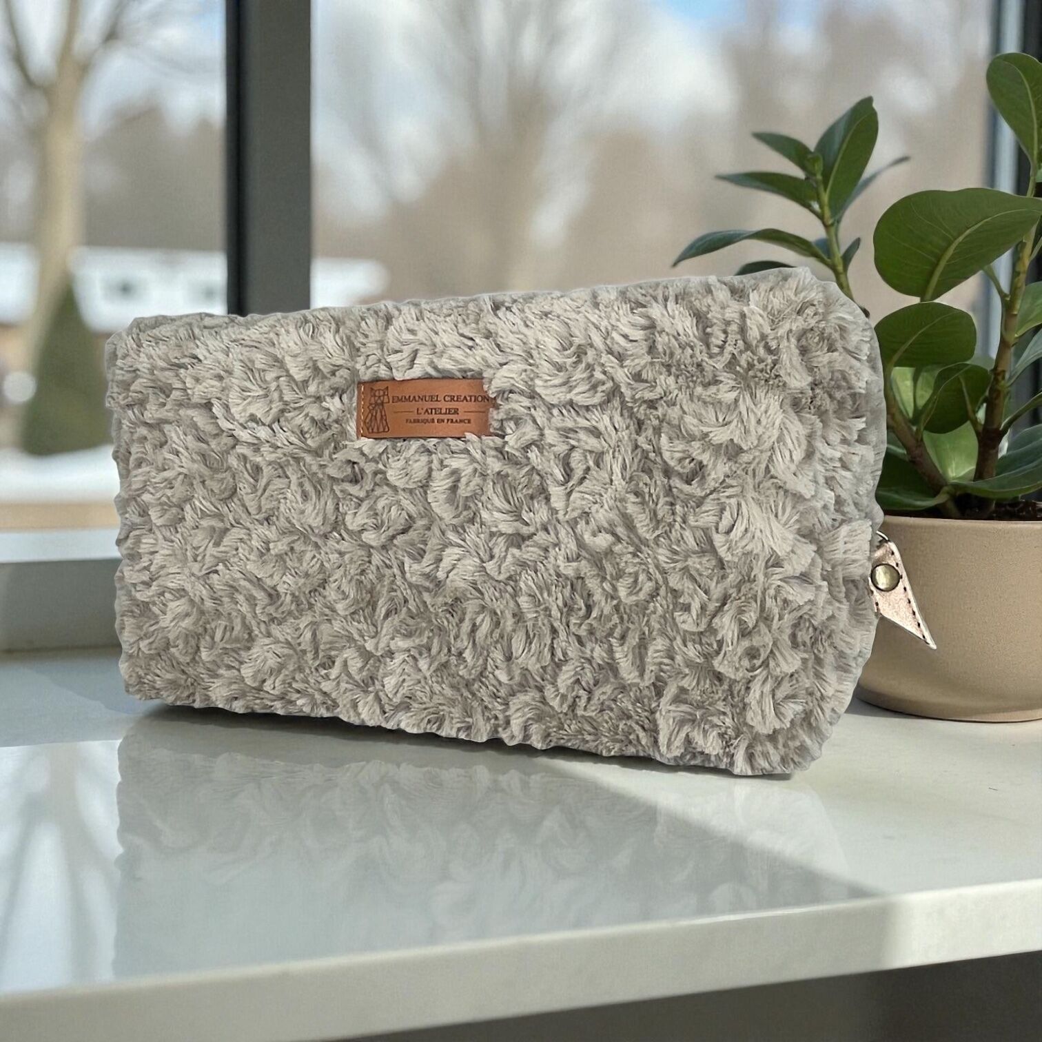 Trousse nomade M, "Courchevel" taupe