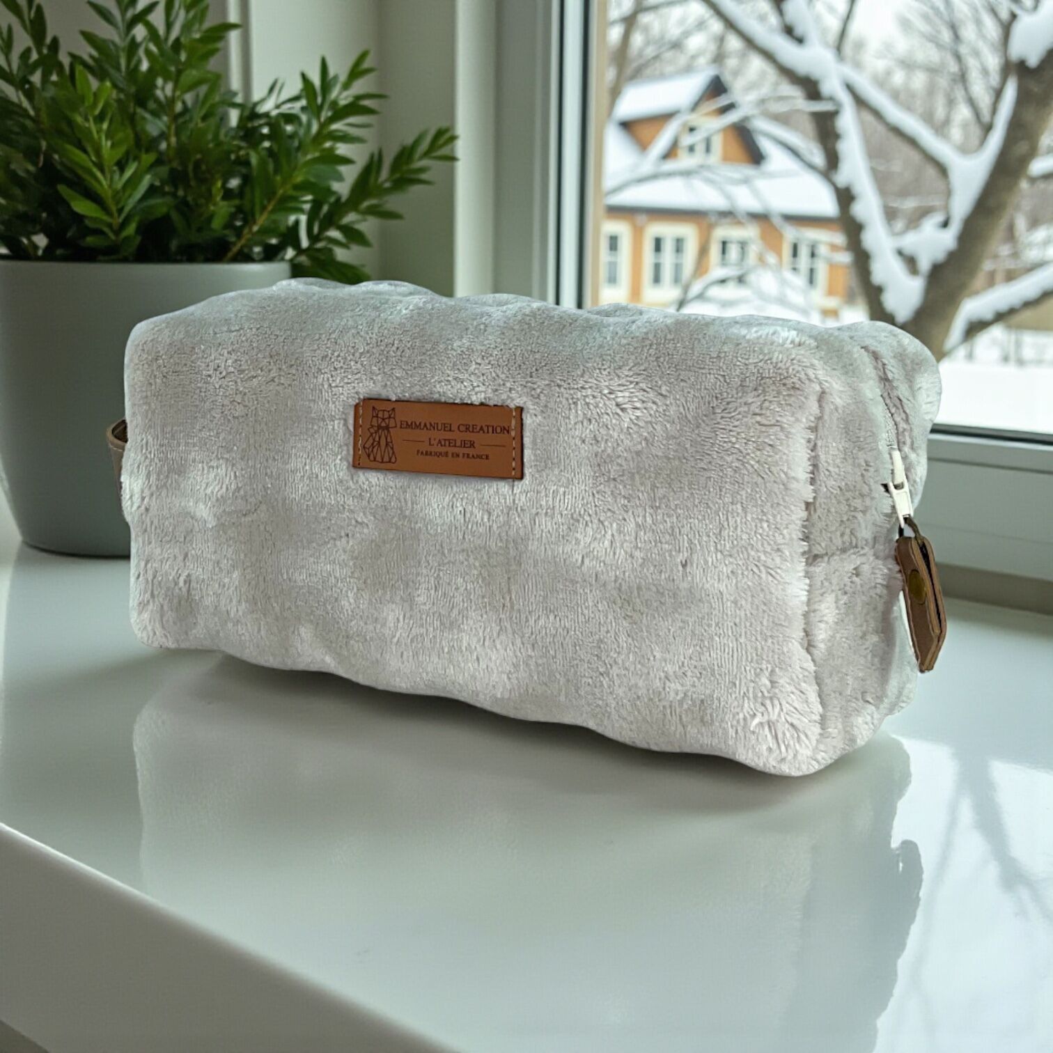 Small travel kit, "Bubble" taupe