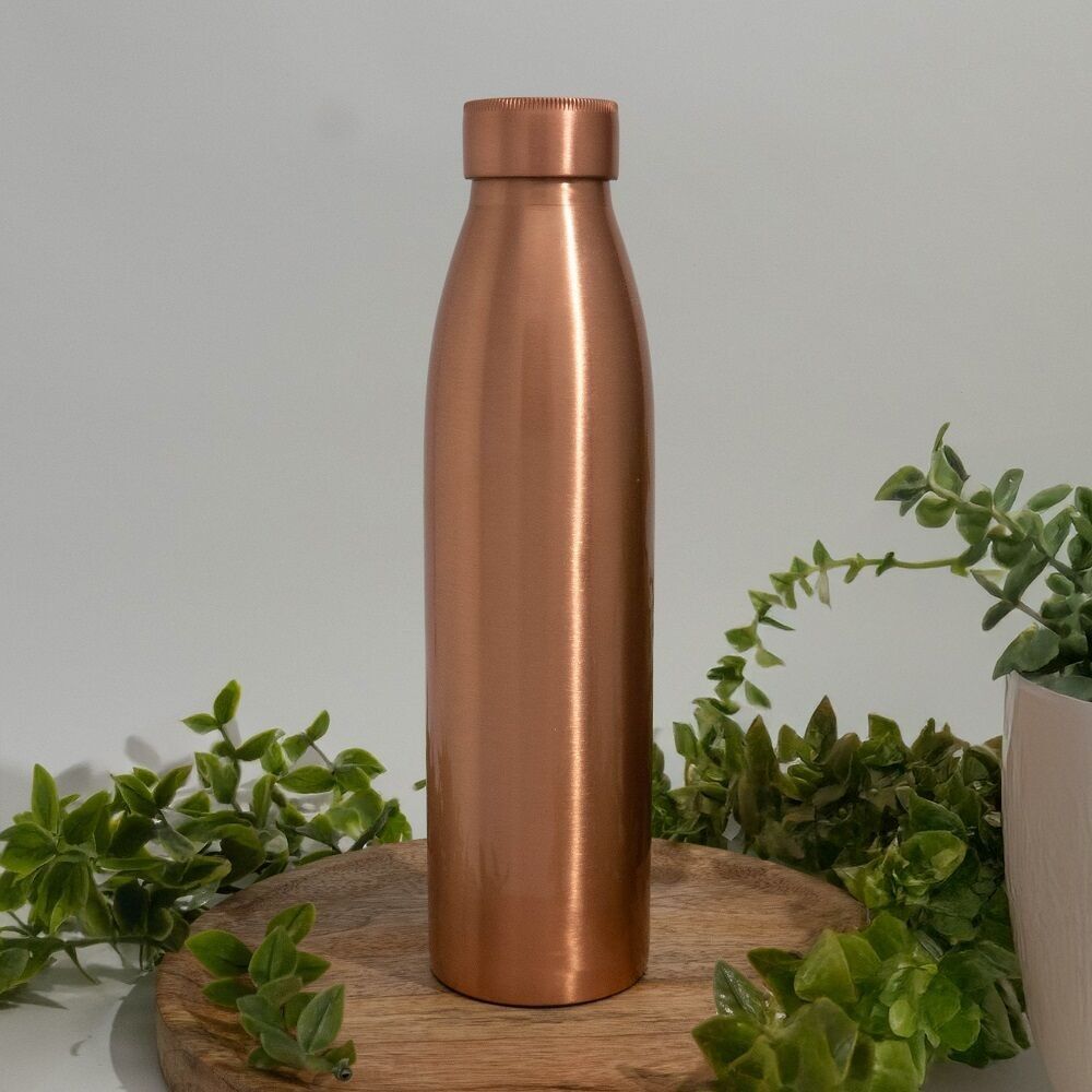 Borraccia in rame puro, lucidata opaca, ± 950 ml (resistente)