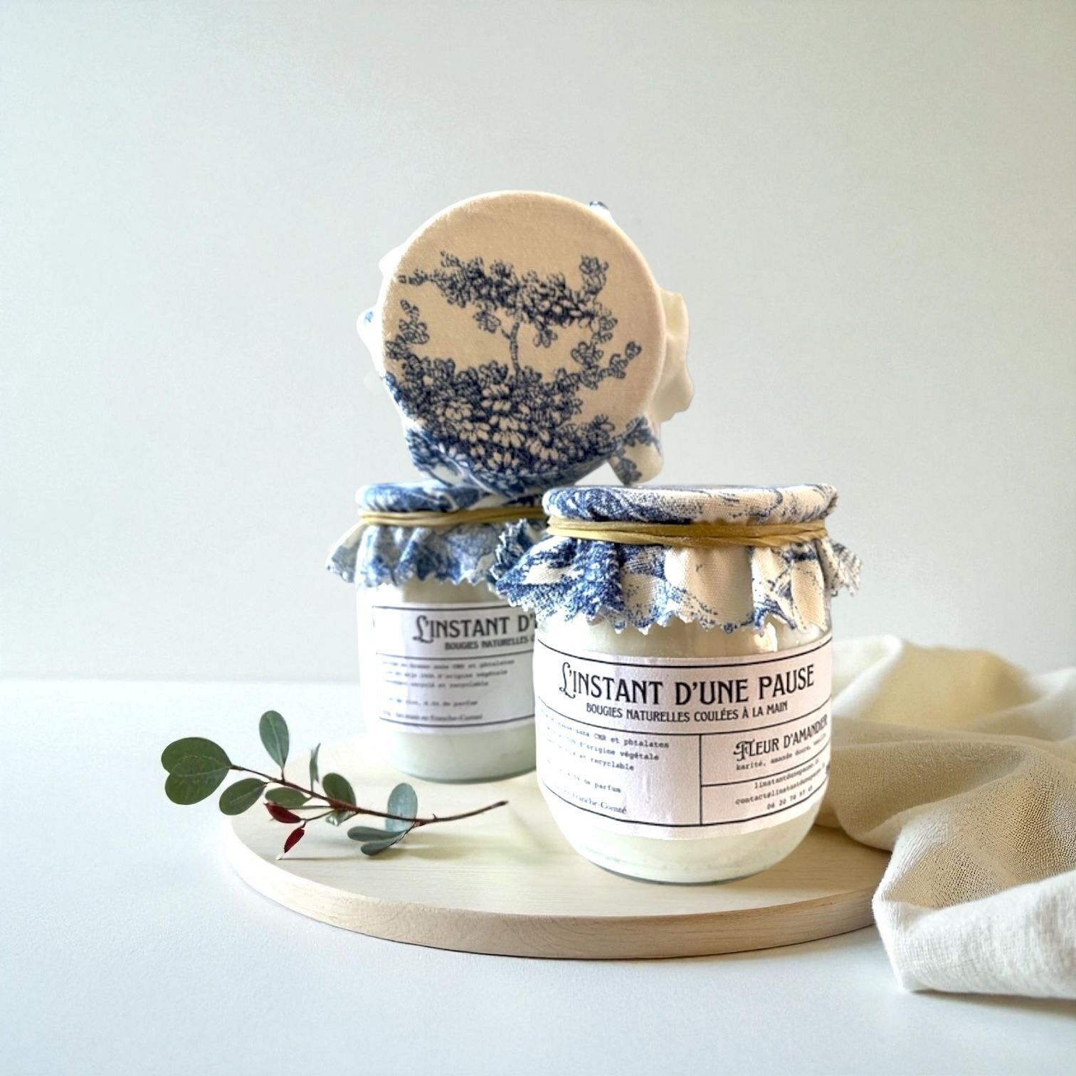 Natural Almond Blossom Candle – Handmade & Eco-friendly