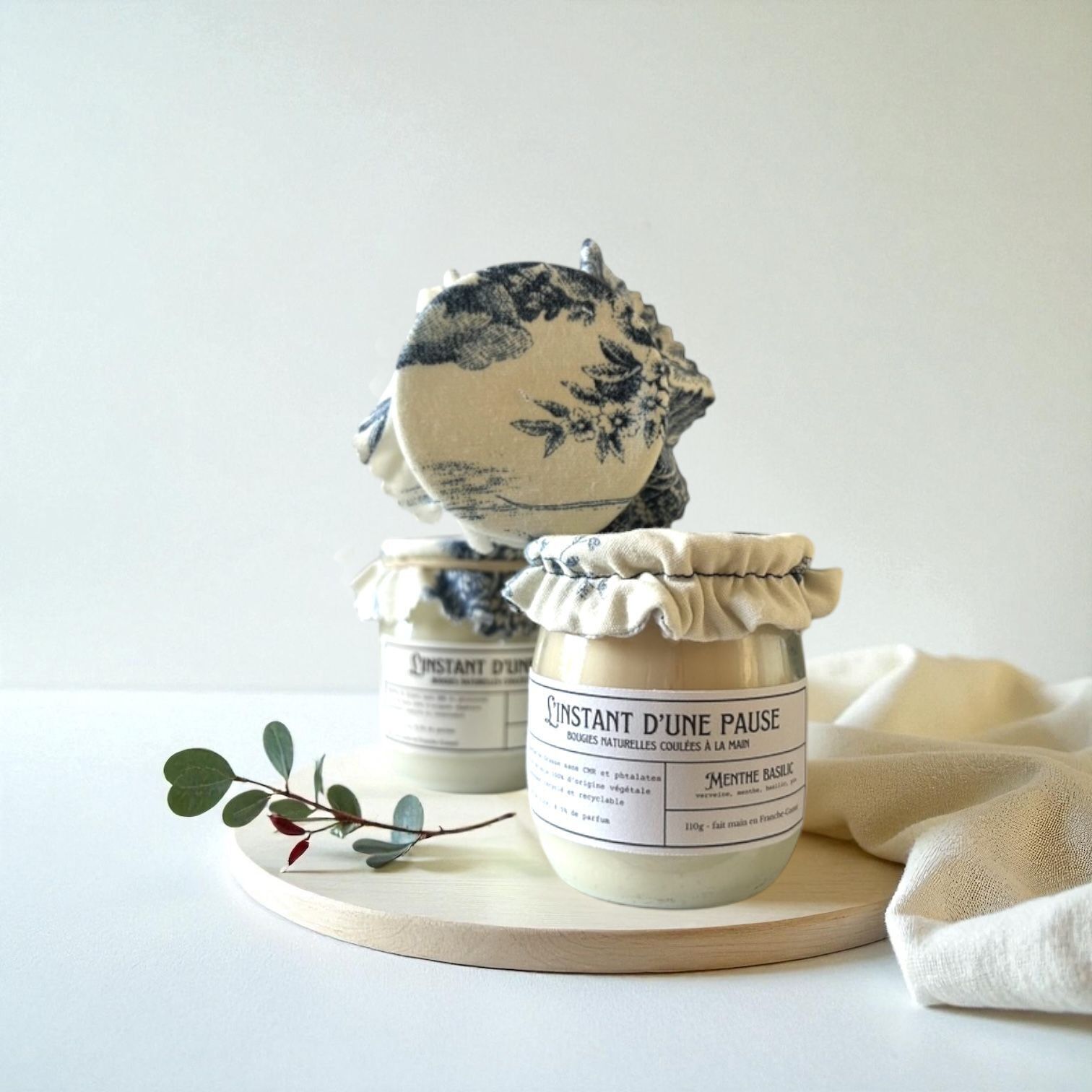 Natural Mint Basil Candle – Handmade & Eco-friendly
