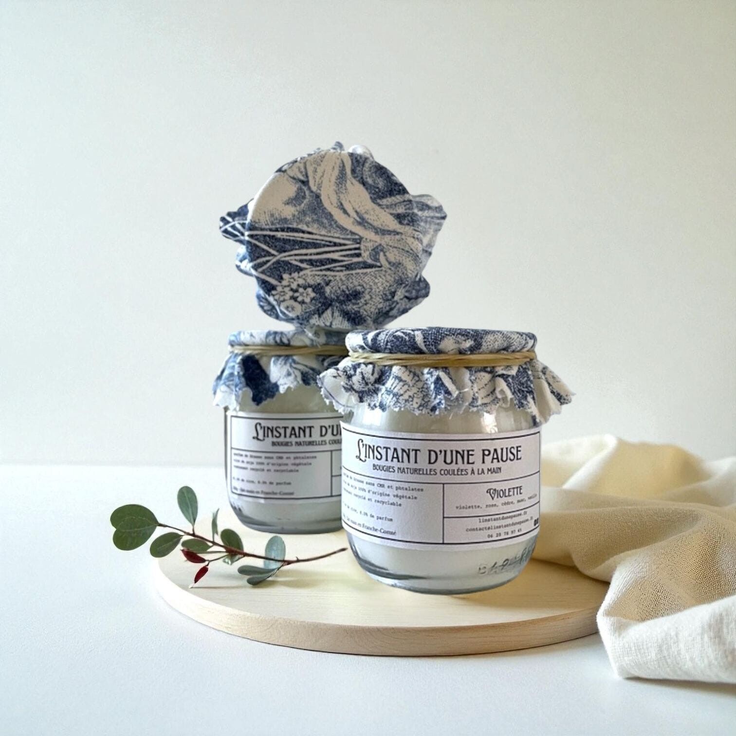 Natural purple candle – Handmade & eco-friendly